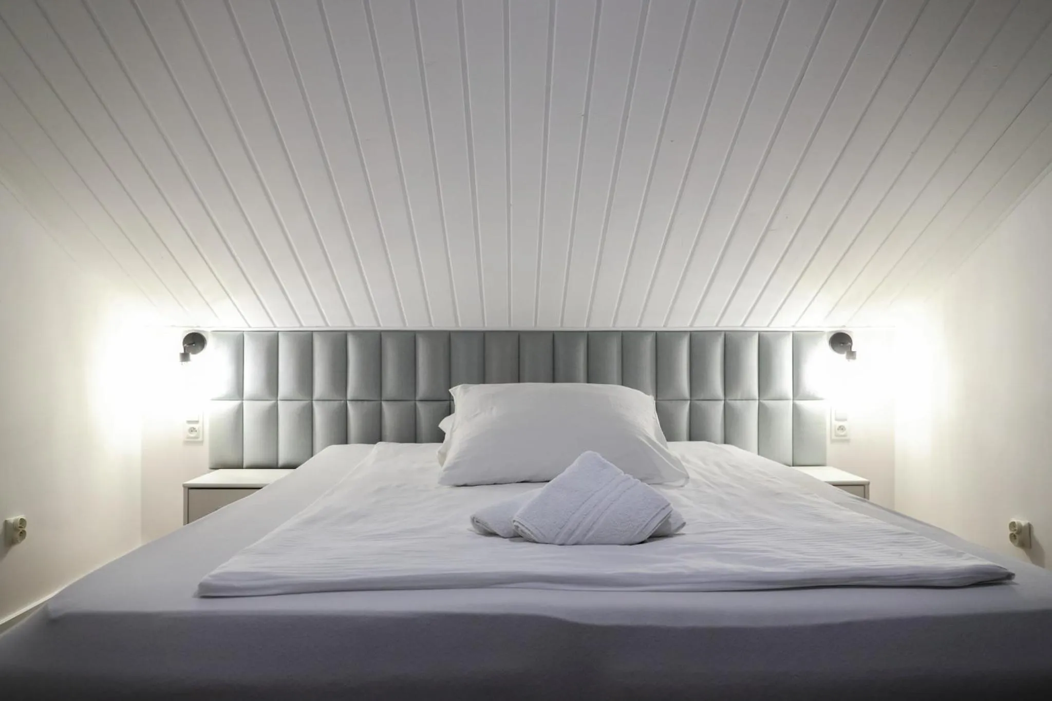 Bed in Dworek Różany Hotel & Restauracja