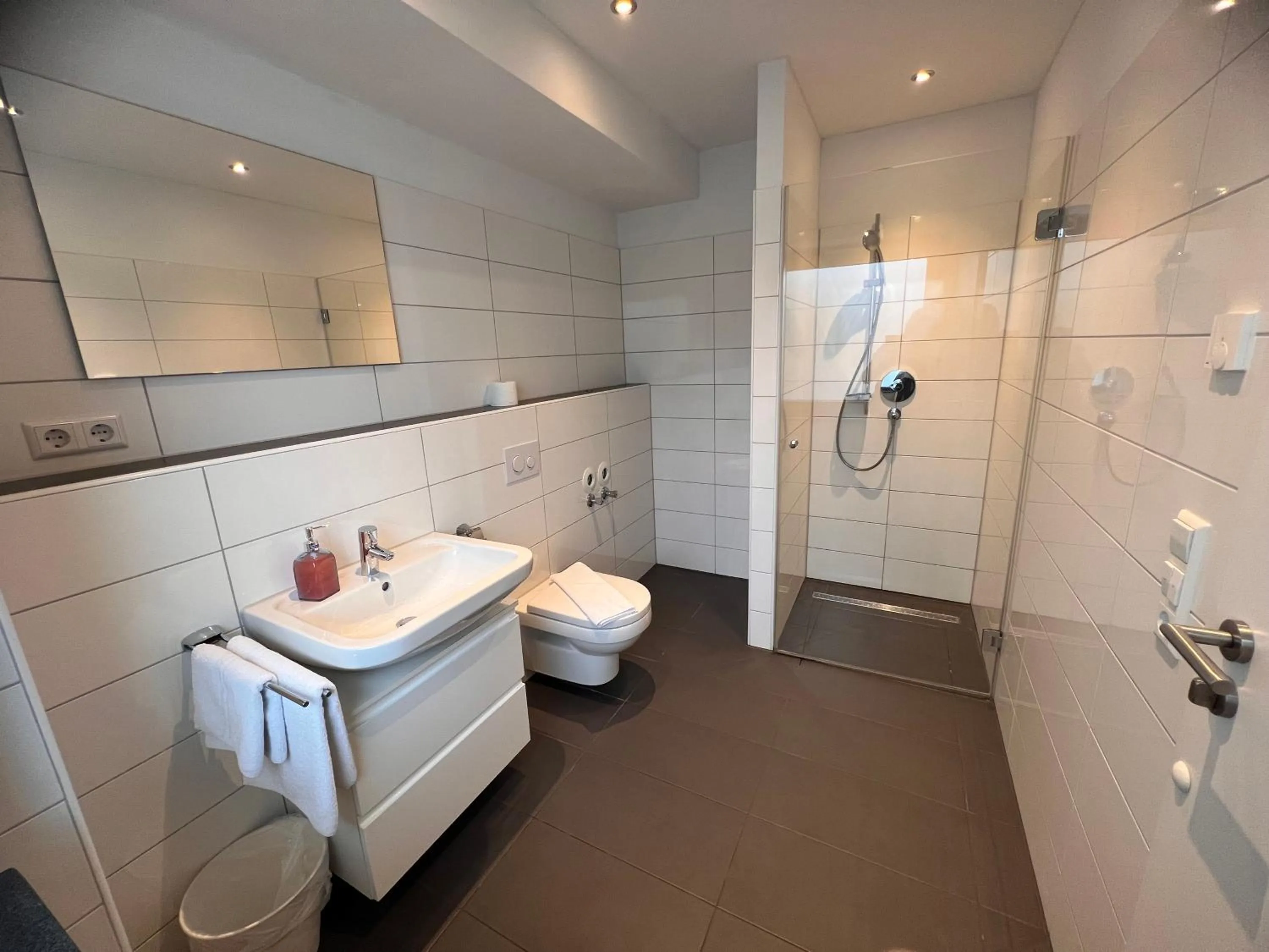 Bathroom in New Age Boardinghaus