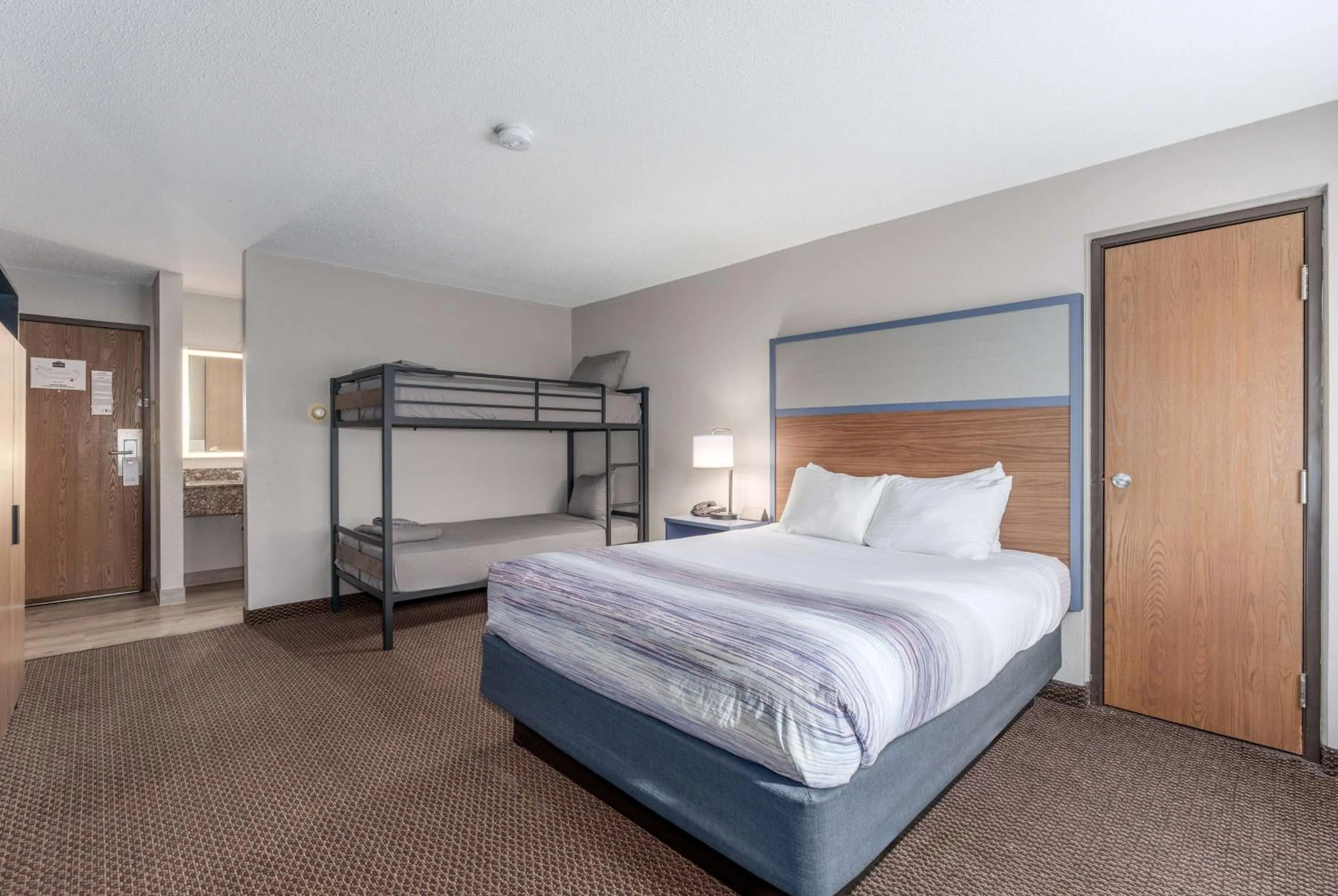 Photo of the whole room, Bed in AmericInn by Wyndham New Richmond