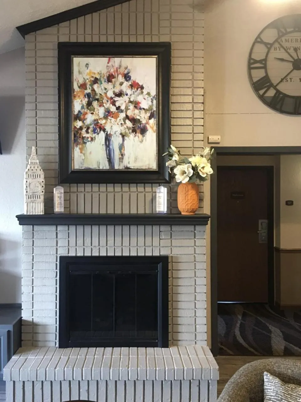 Lobby or reception in AmericInn by Wyndham New Richmond