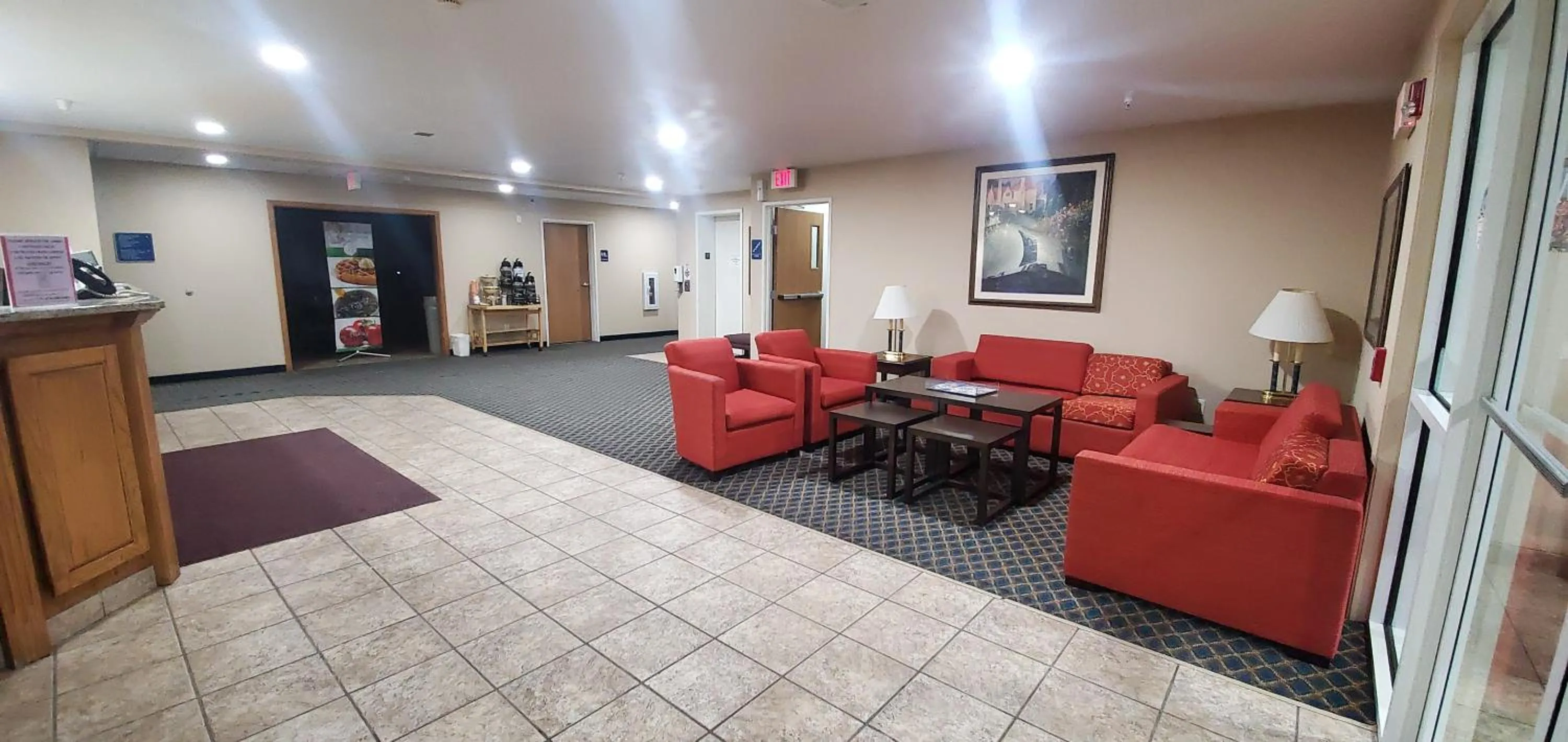 Coffee/tea facilities in Quality Inn & Suites Eldridge Davenport North