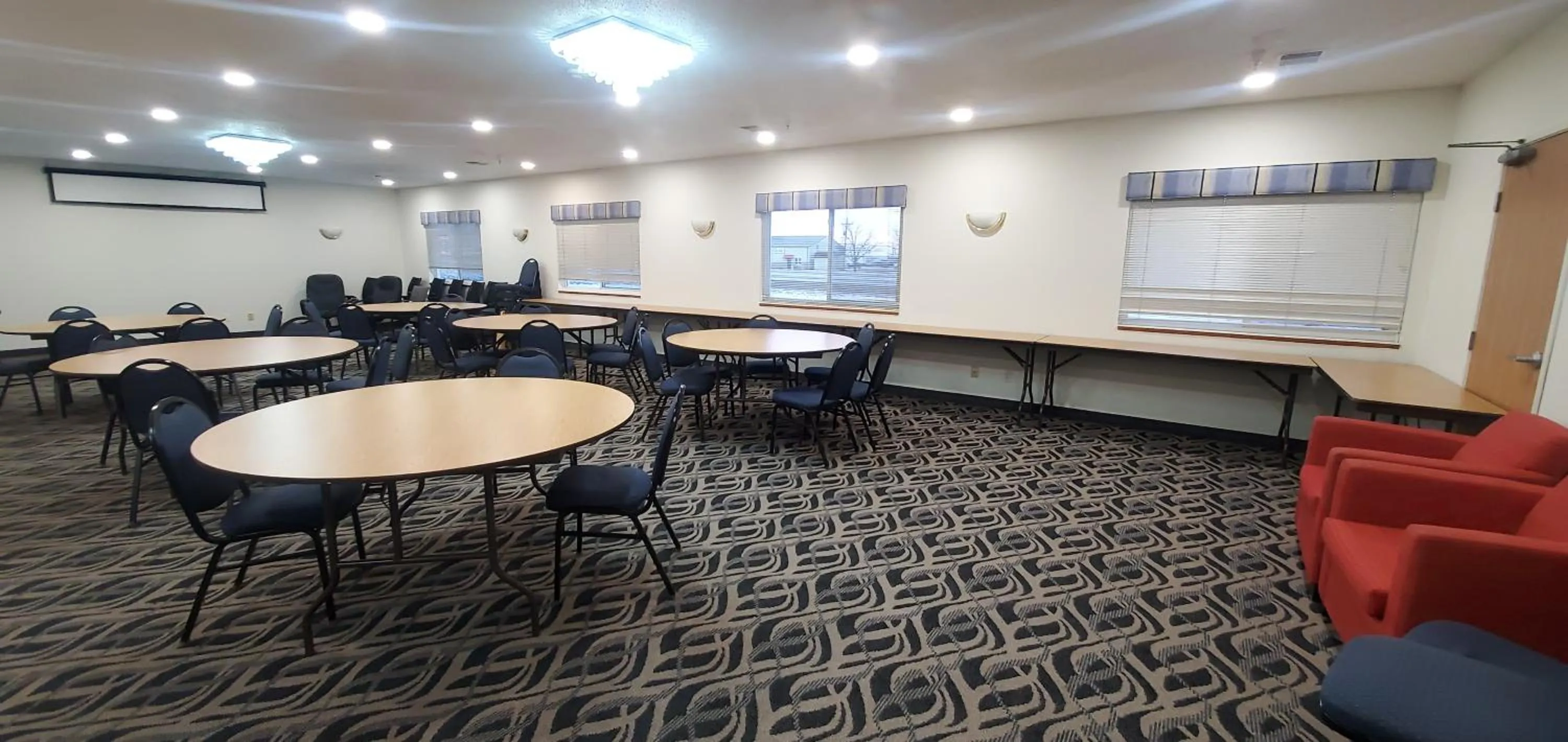 Banquet/Function facilities in Quality Inn & Suites Eldridge Davenport North