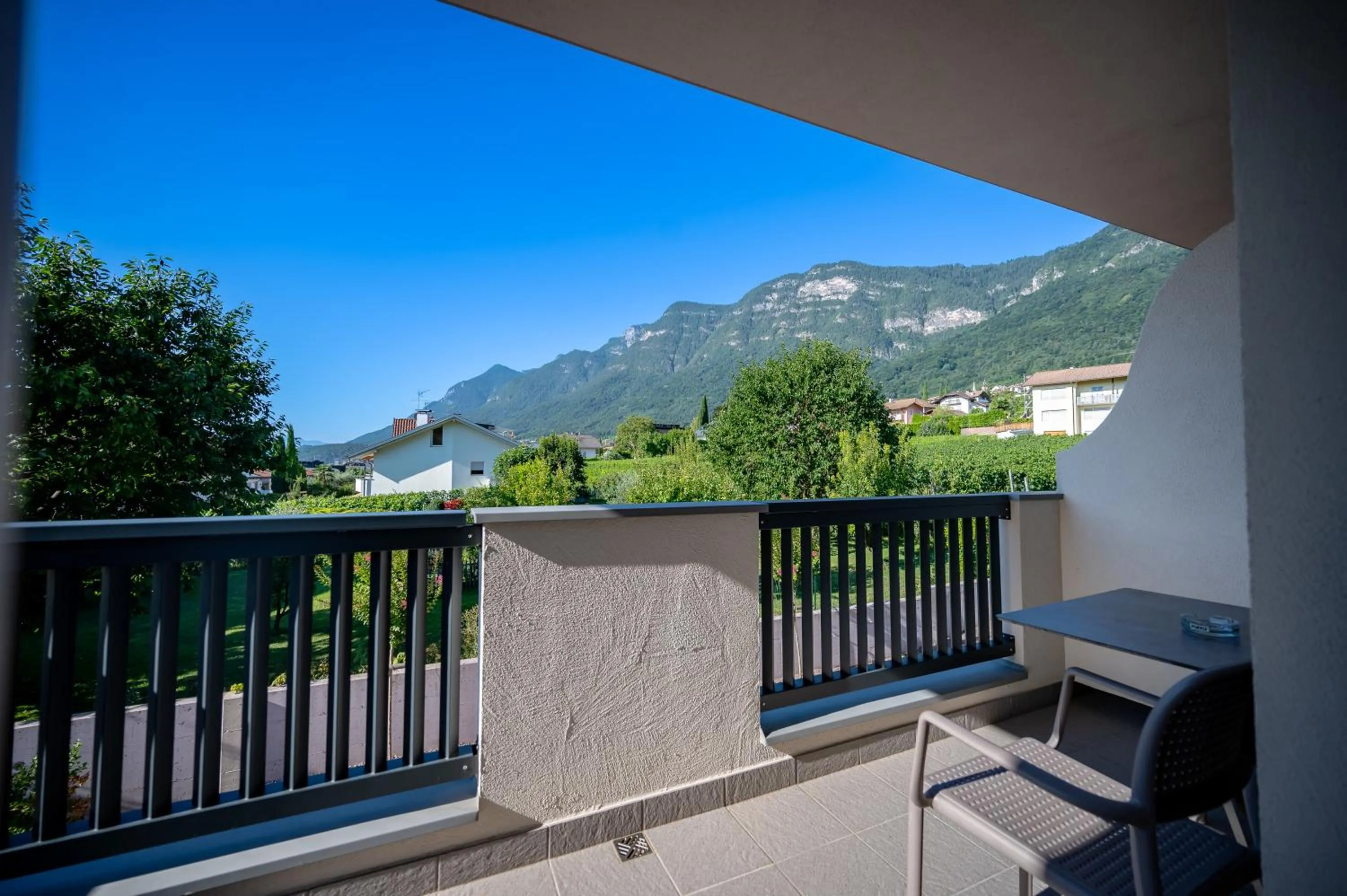 Swimming pool in Garni Hotel Peterlinhof