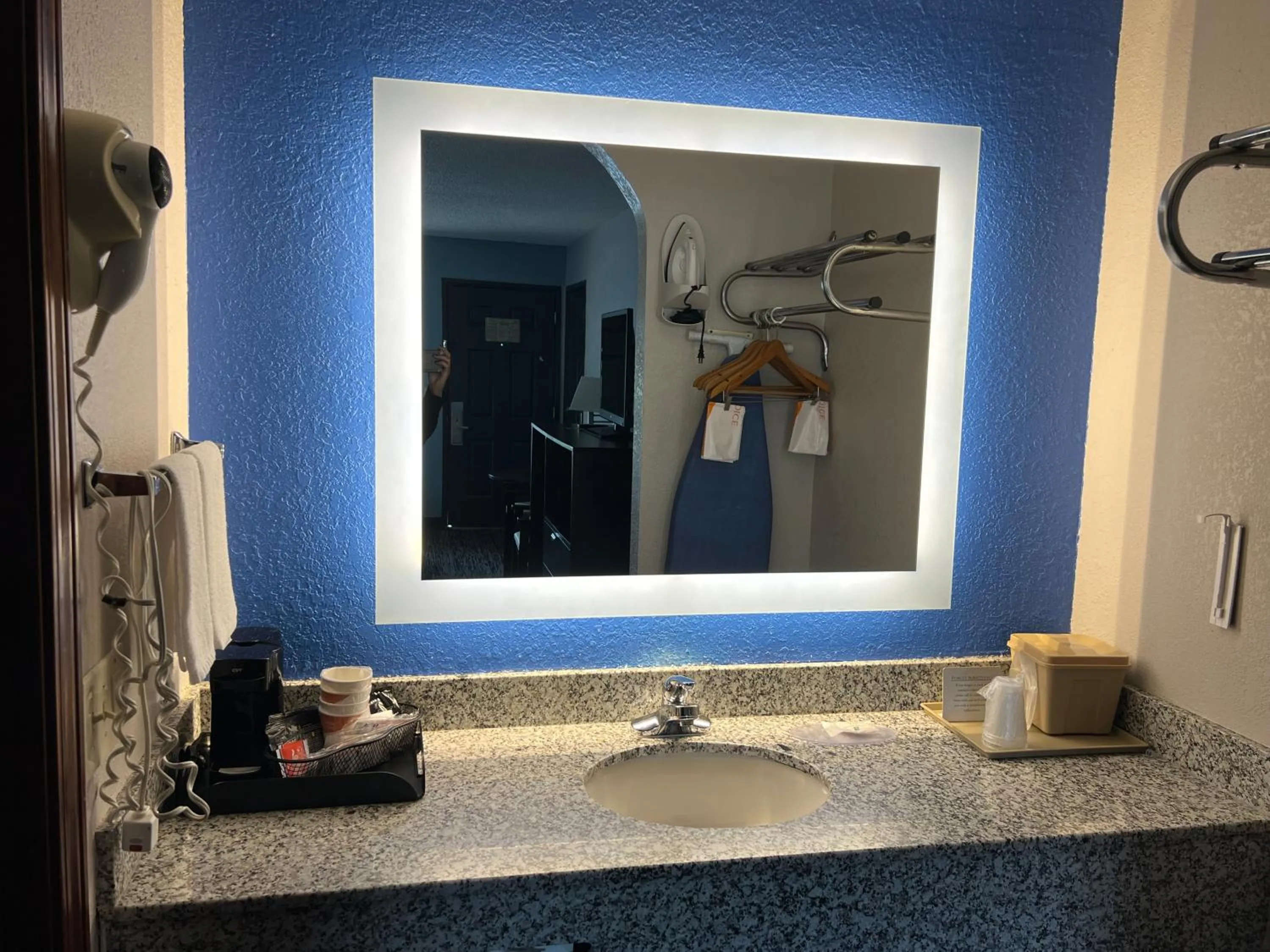 Bathroom in Quality Inn Adairsville-Calhoun South