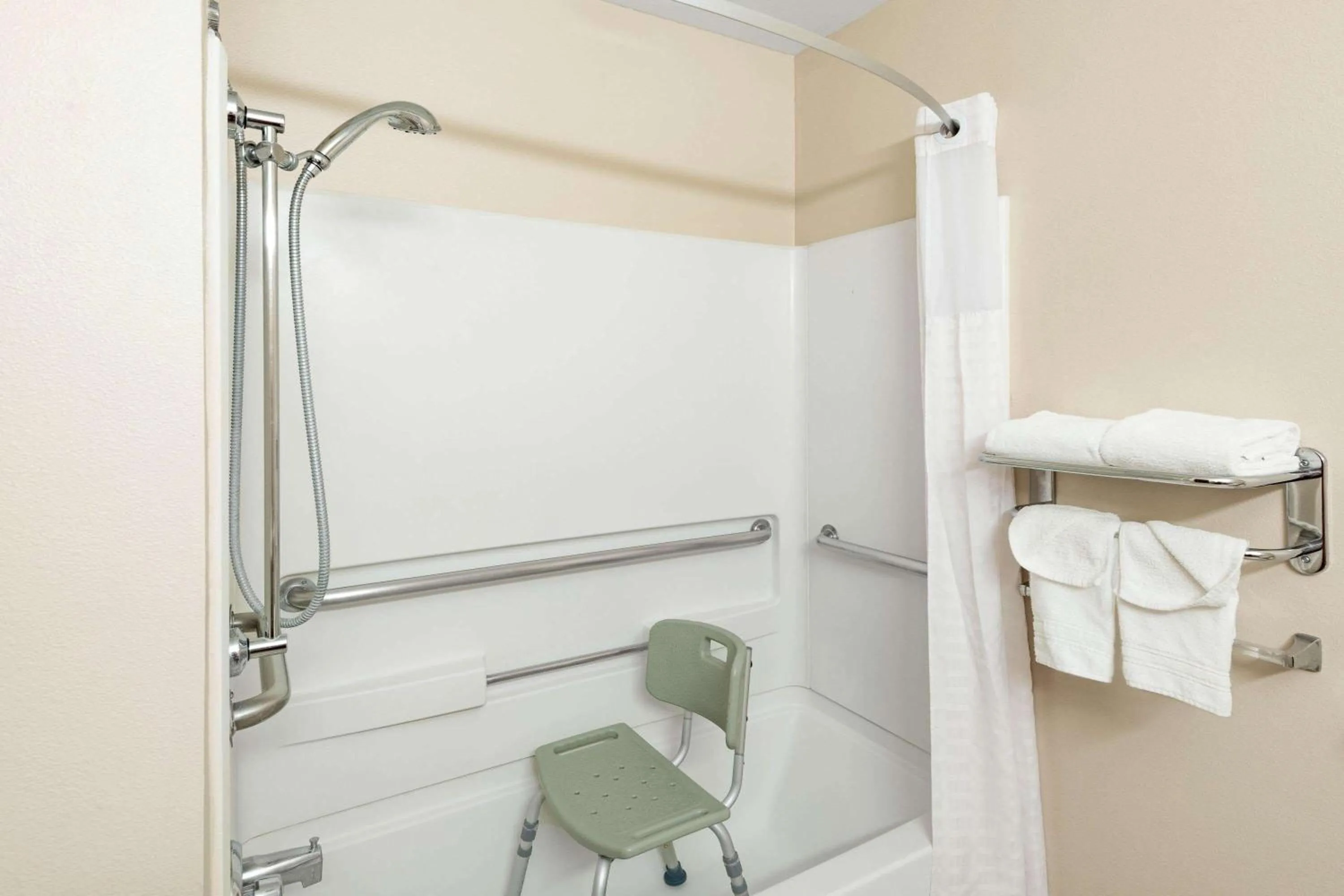 Bathroom in Baymont by Wyndham Farmington