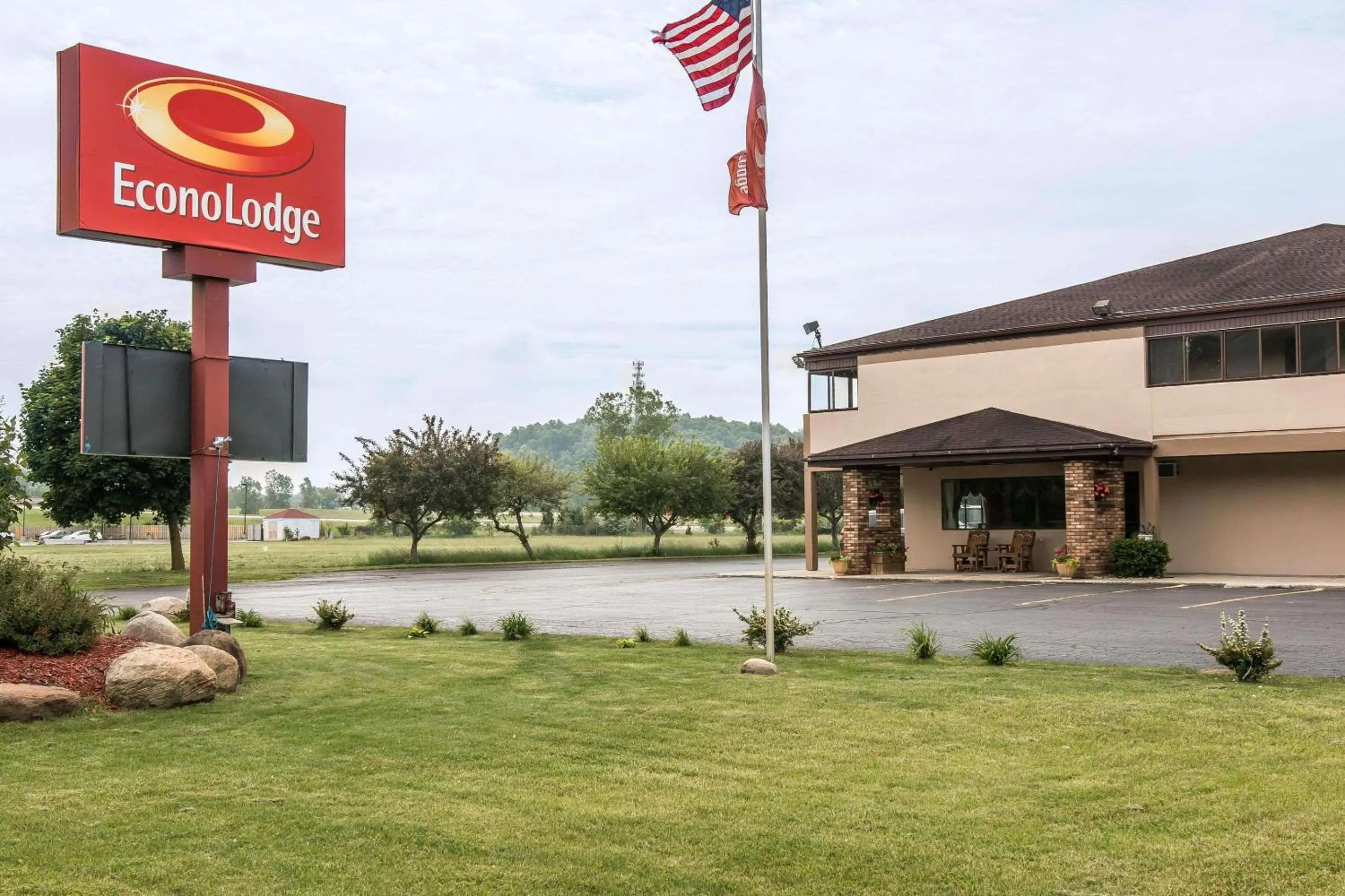 Property building in Econo Lodge Paw Paw