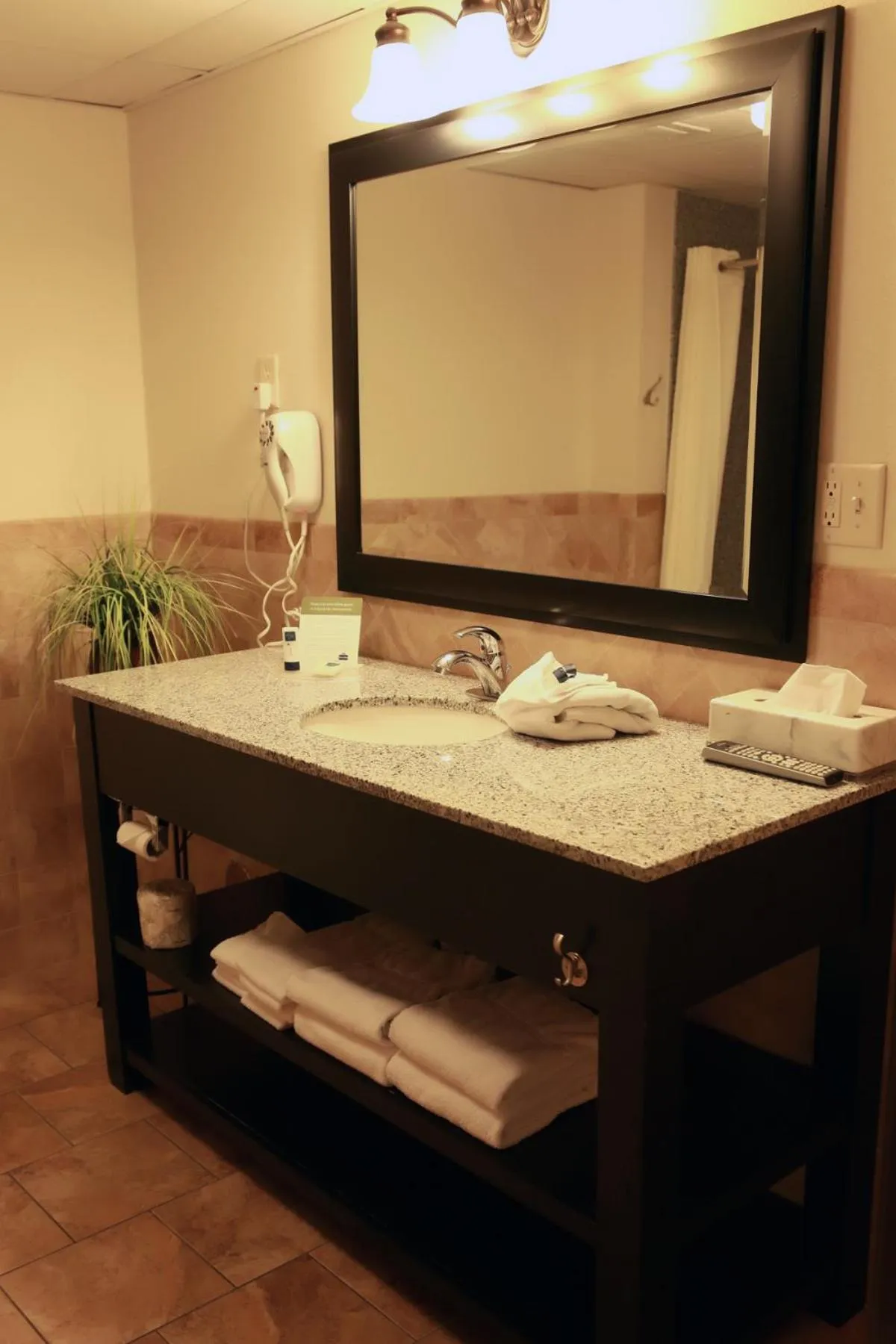 AmericInn by Wyndham McAlester