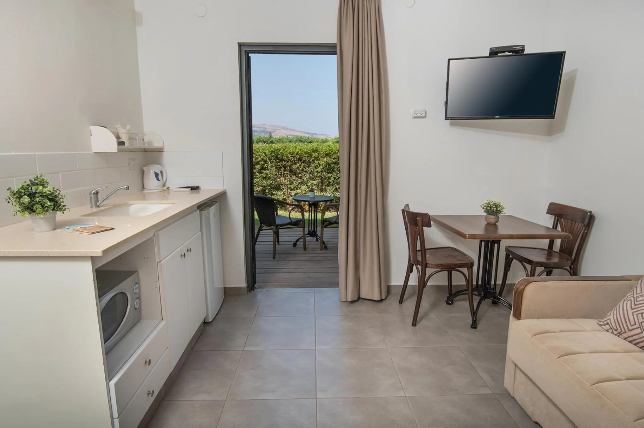 Kitchen or kitchenette in Degania Bet Kibbutz Country Lodging