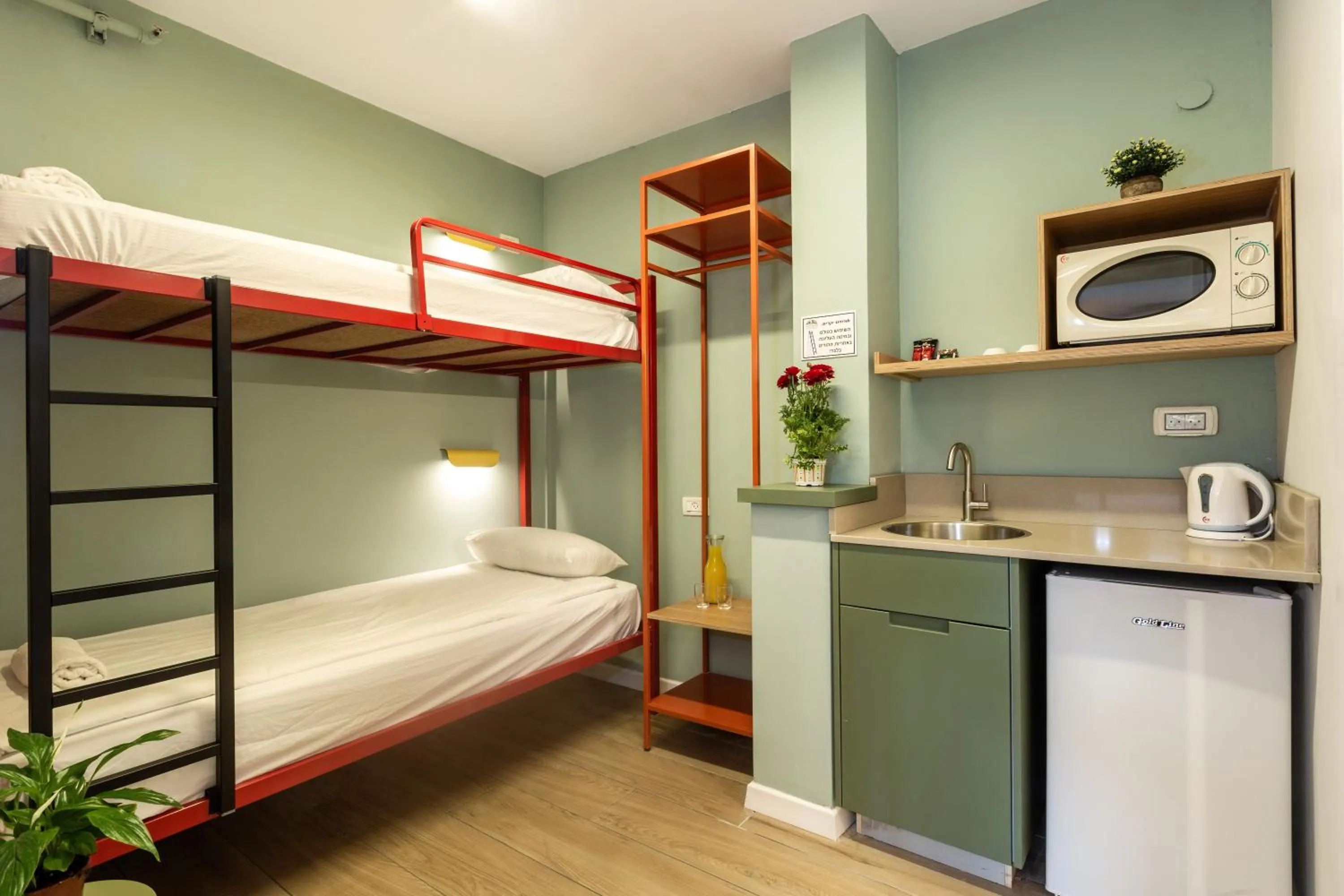 Bedroom, Bed in Degania Bet Kibbutz Country Lodging