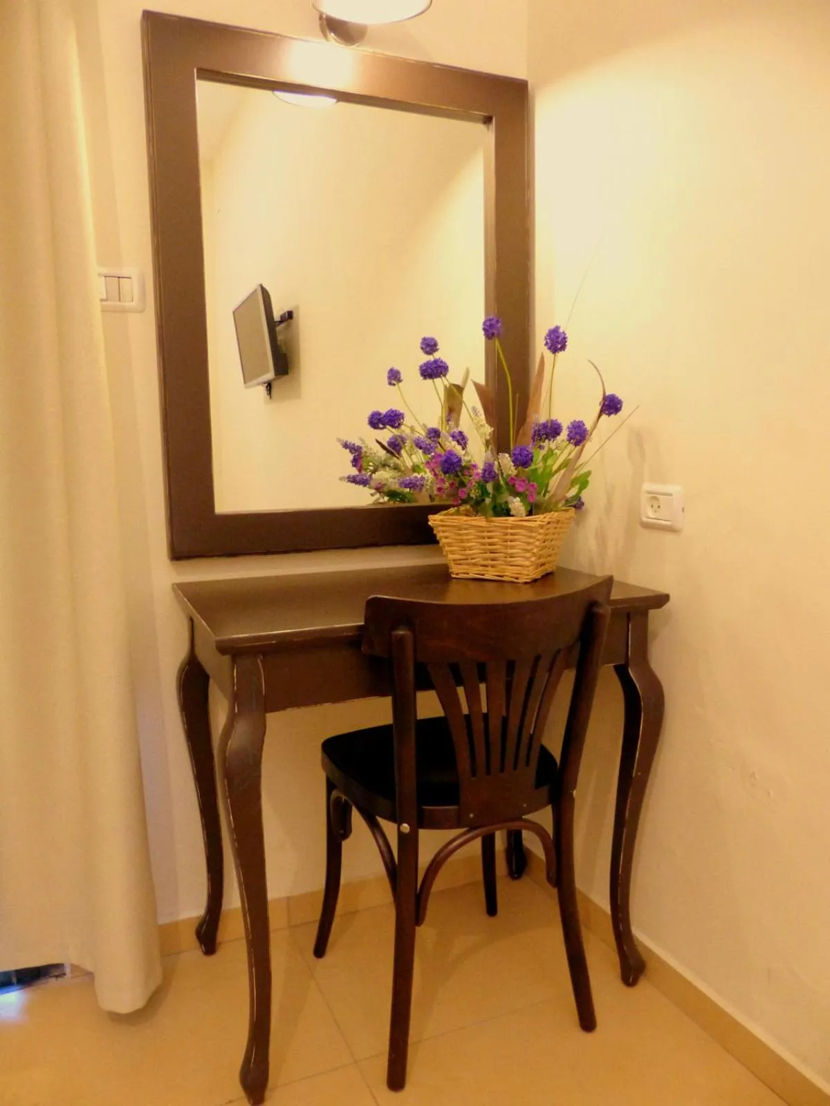 Decorative detail in Degania Bet Kibbutz Country Lodging