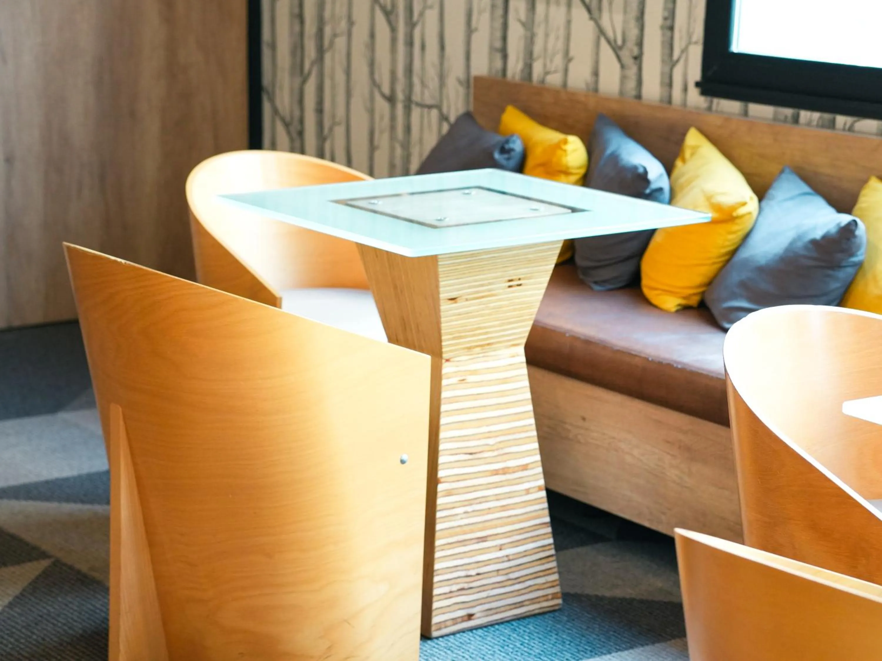 Lobby or reception in ibis Styles Caen Centre Historique