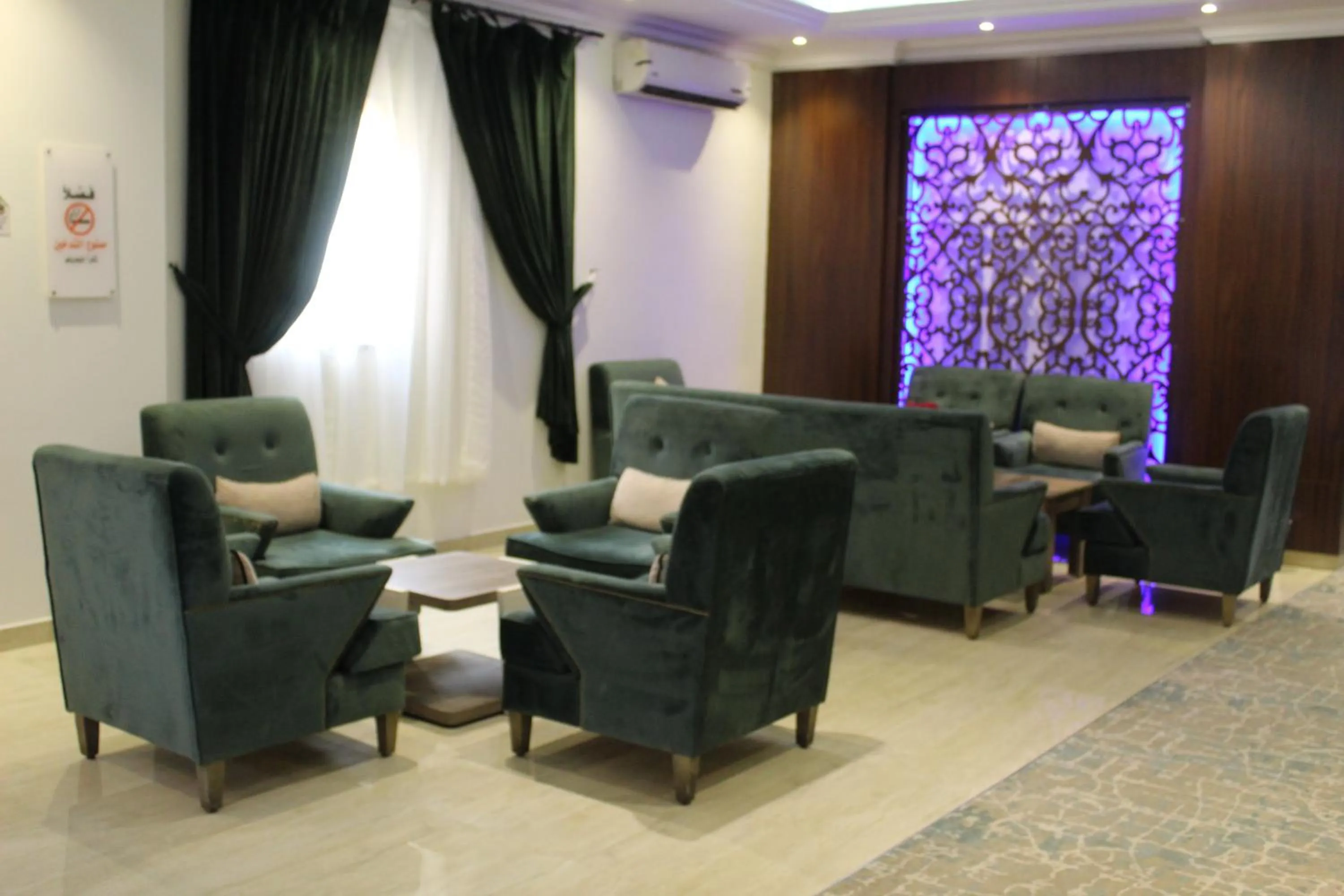 Lobby or reception in هذه ليلتي فرع اليرموك- This Lailaty Al Yarmouk Branch