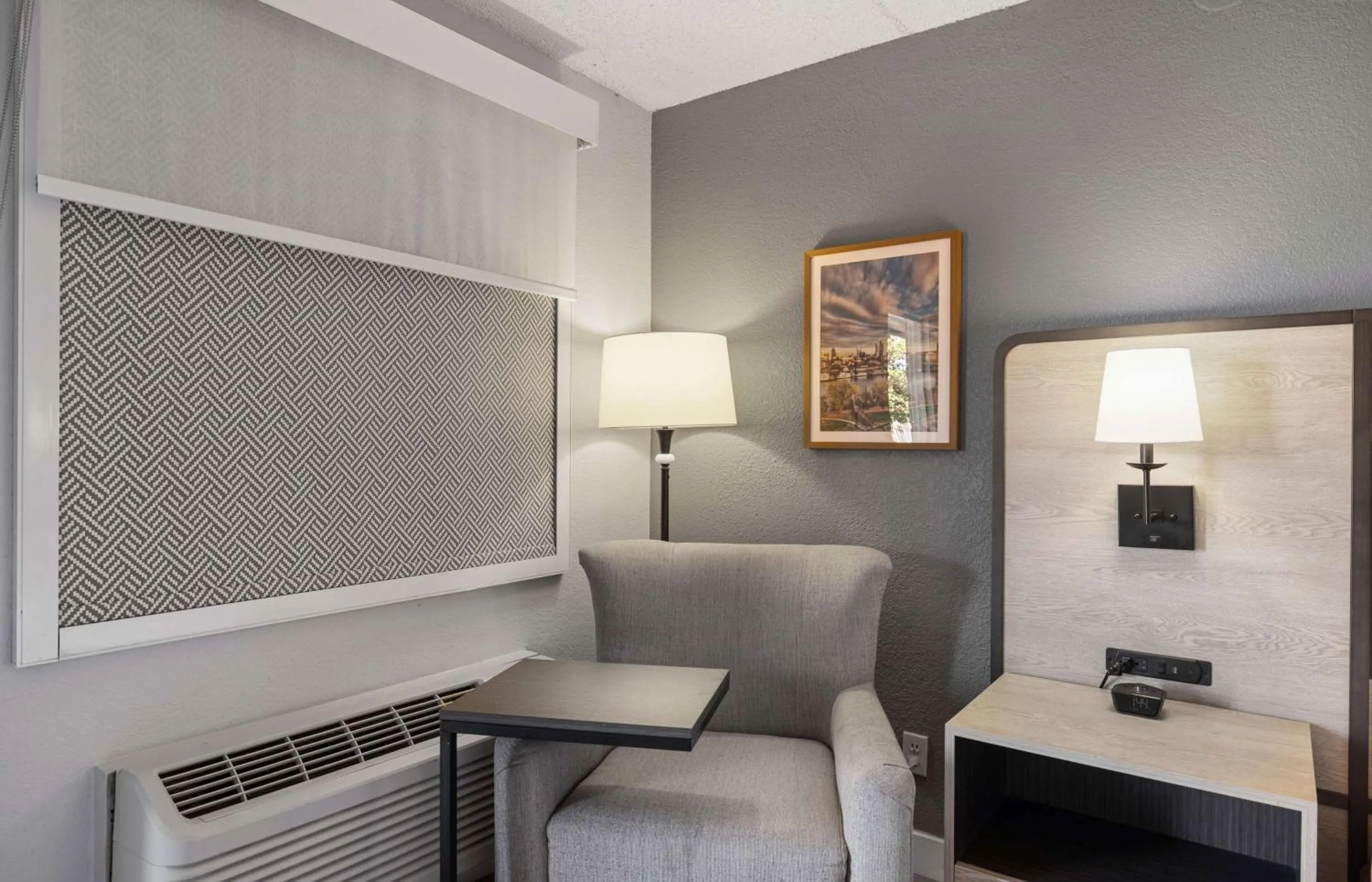 Photo of the whole room in La Quinta Inn by Wyndham Stockton