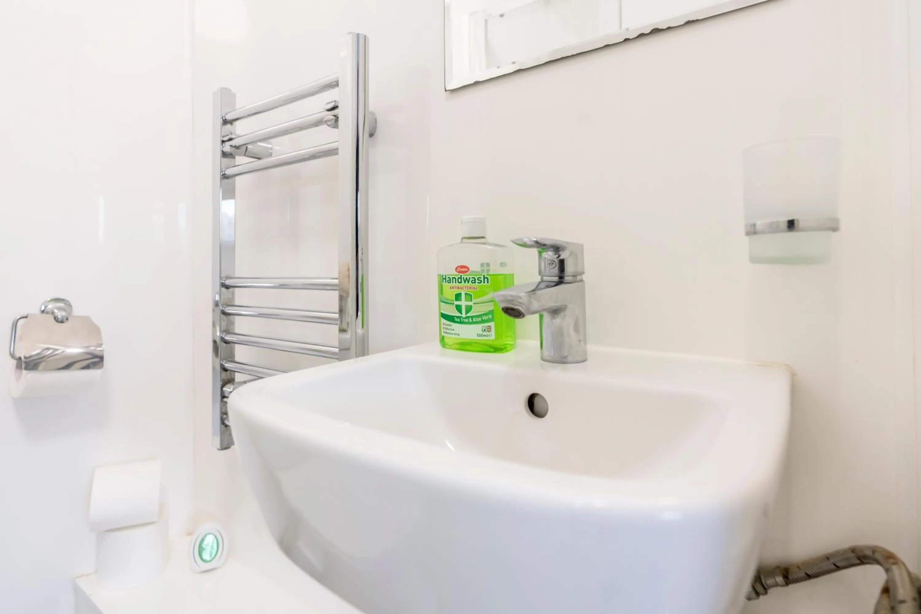 1 Riverside Apartments