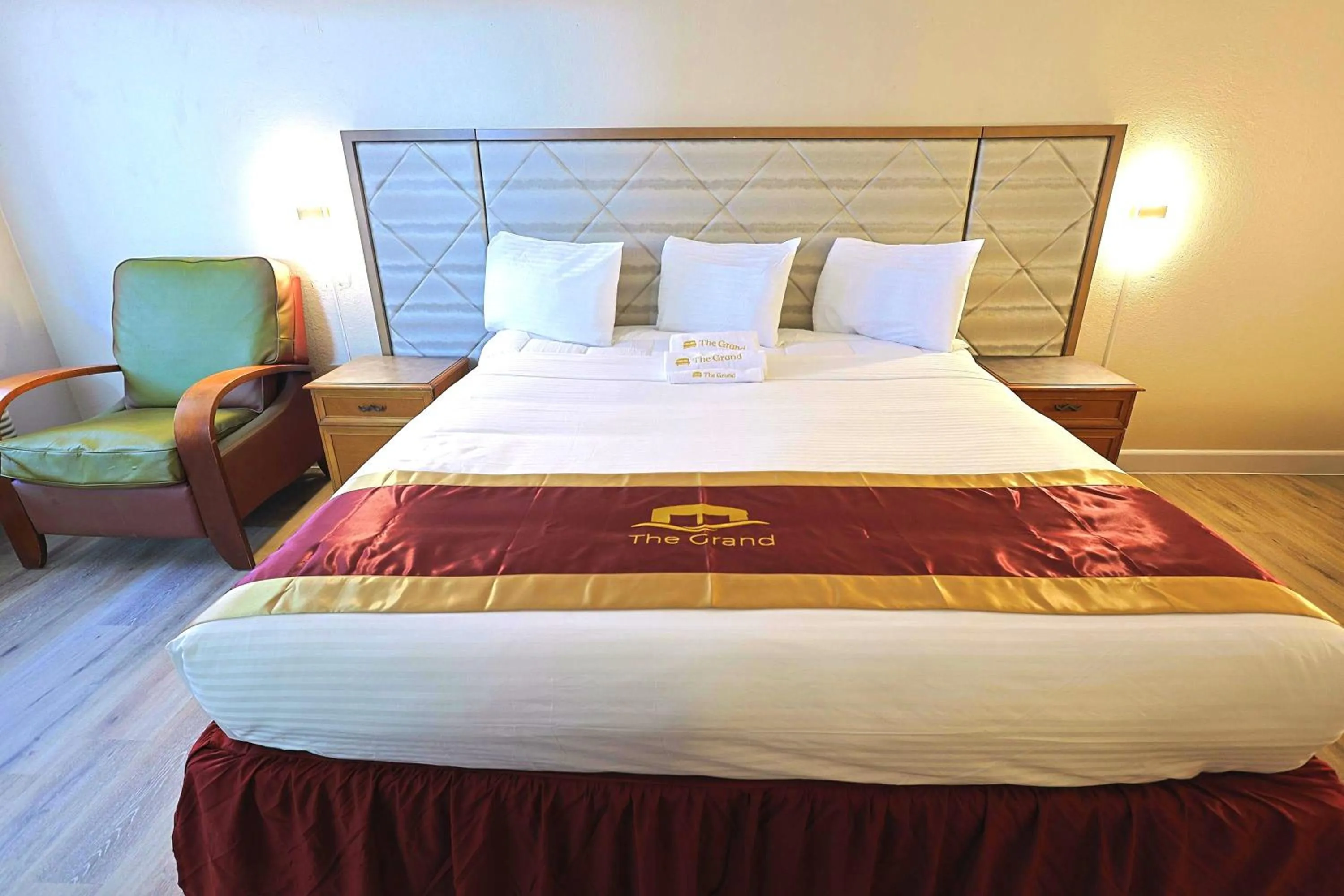 Bedroom, Bed in The Grand by Capital O Texarkana I-30