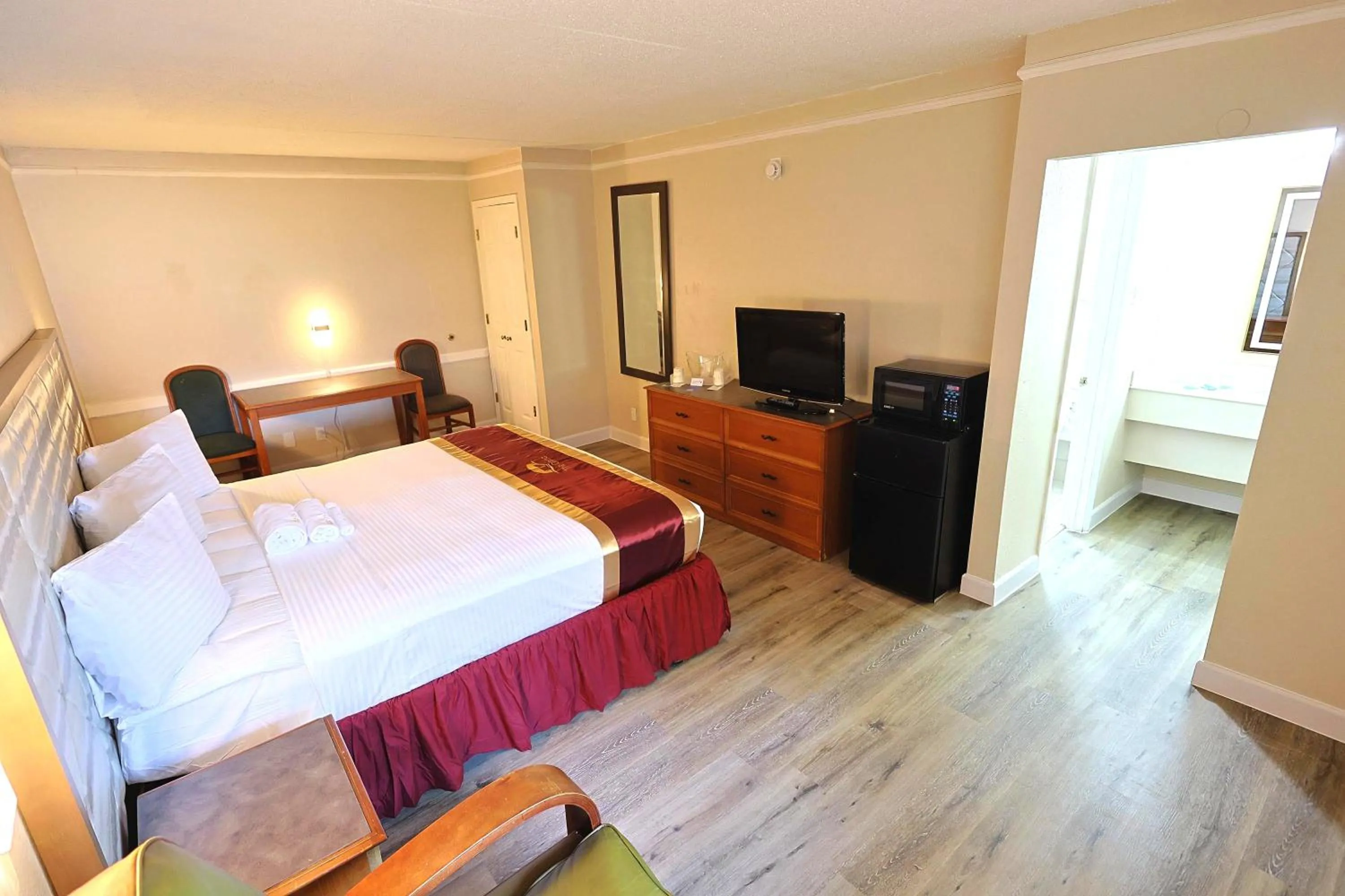 Bedroom, Bed in The Grand by Capital O Texarkana I-30