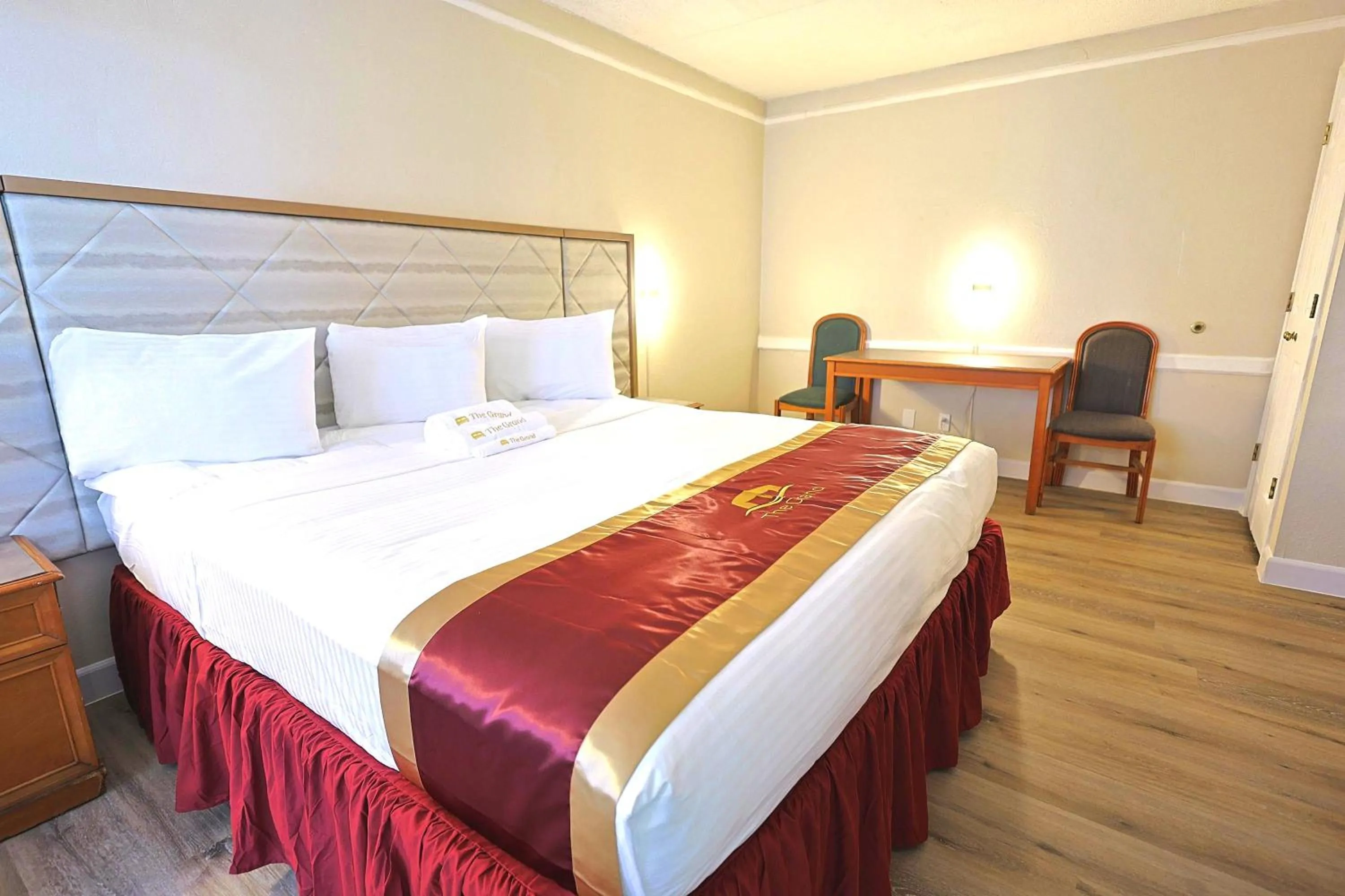 Bedroom, Bed in The Grand by Capital O Texarkana I-30