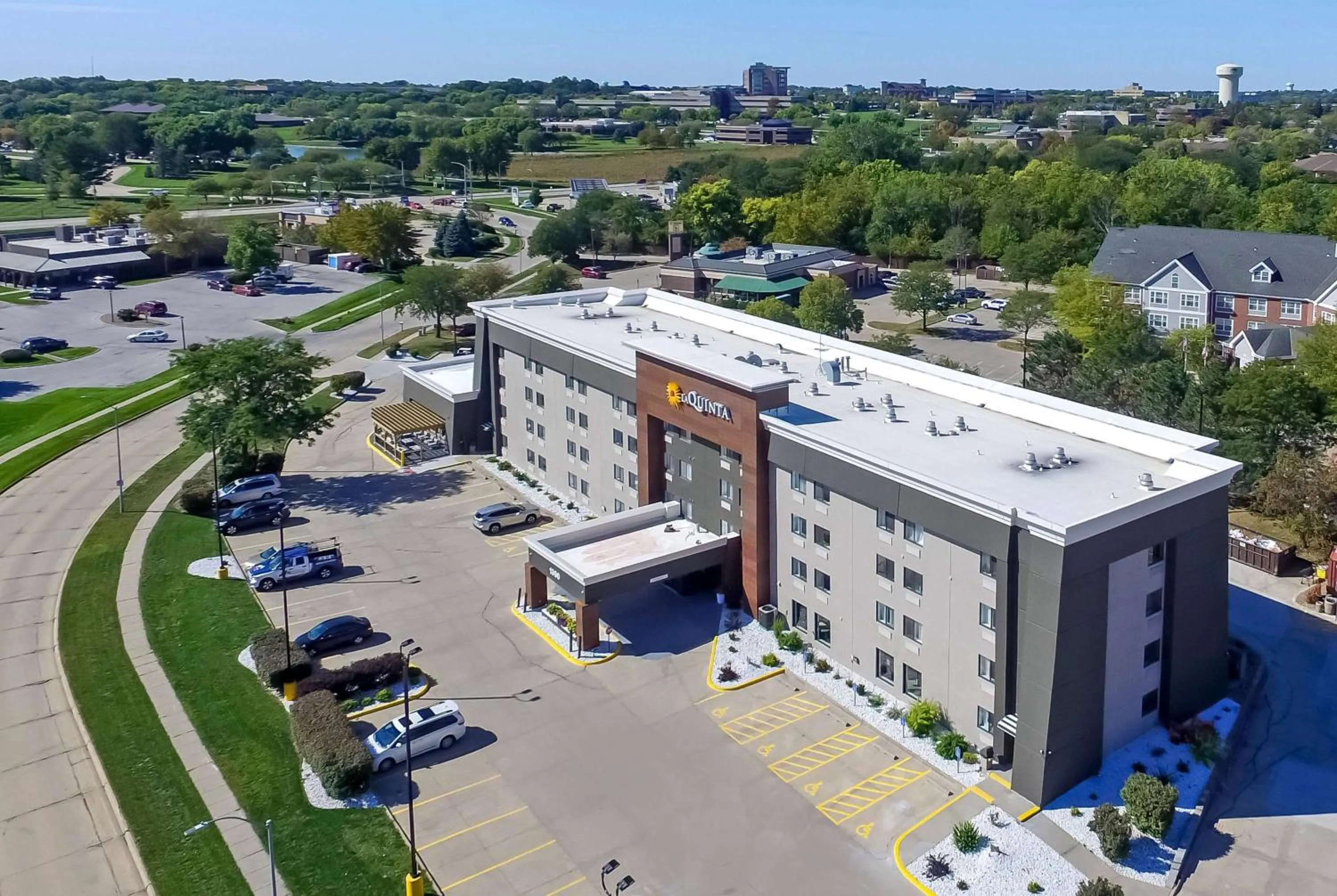 Property building in La Quinta by Wyndham Des Moines West Clive