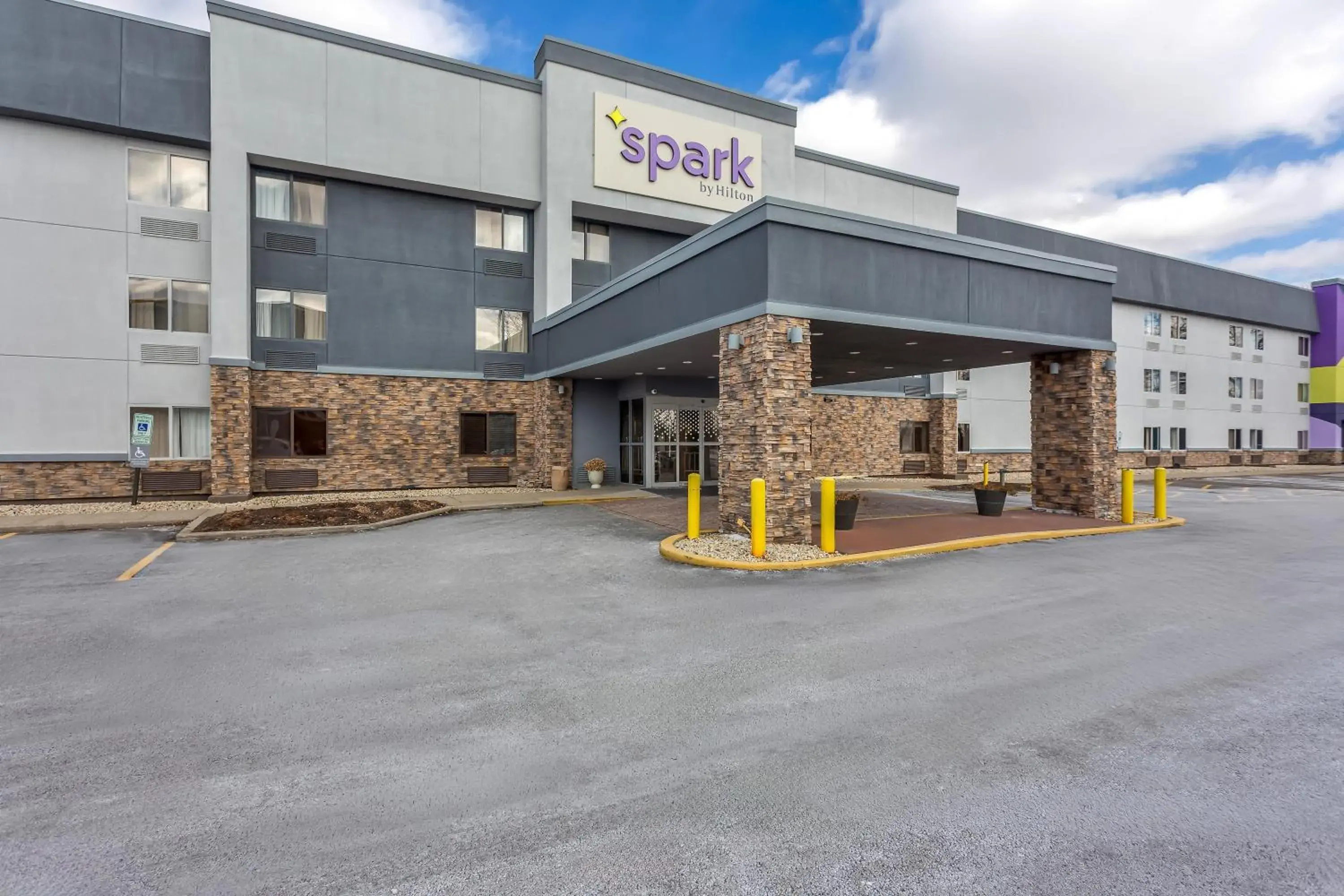 Spark by Hilton Matteson Chicago I 57 Spark by Hilton Matteson Chicago I 57