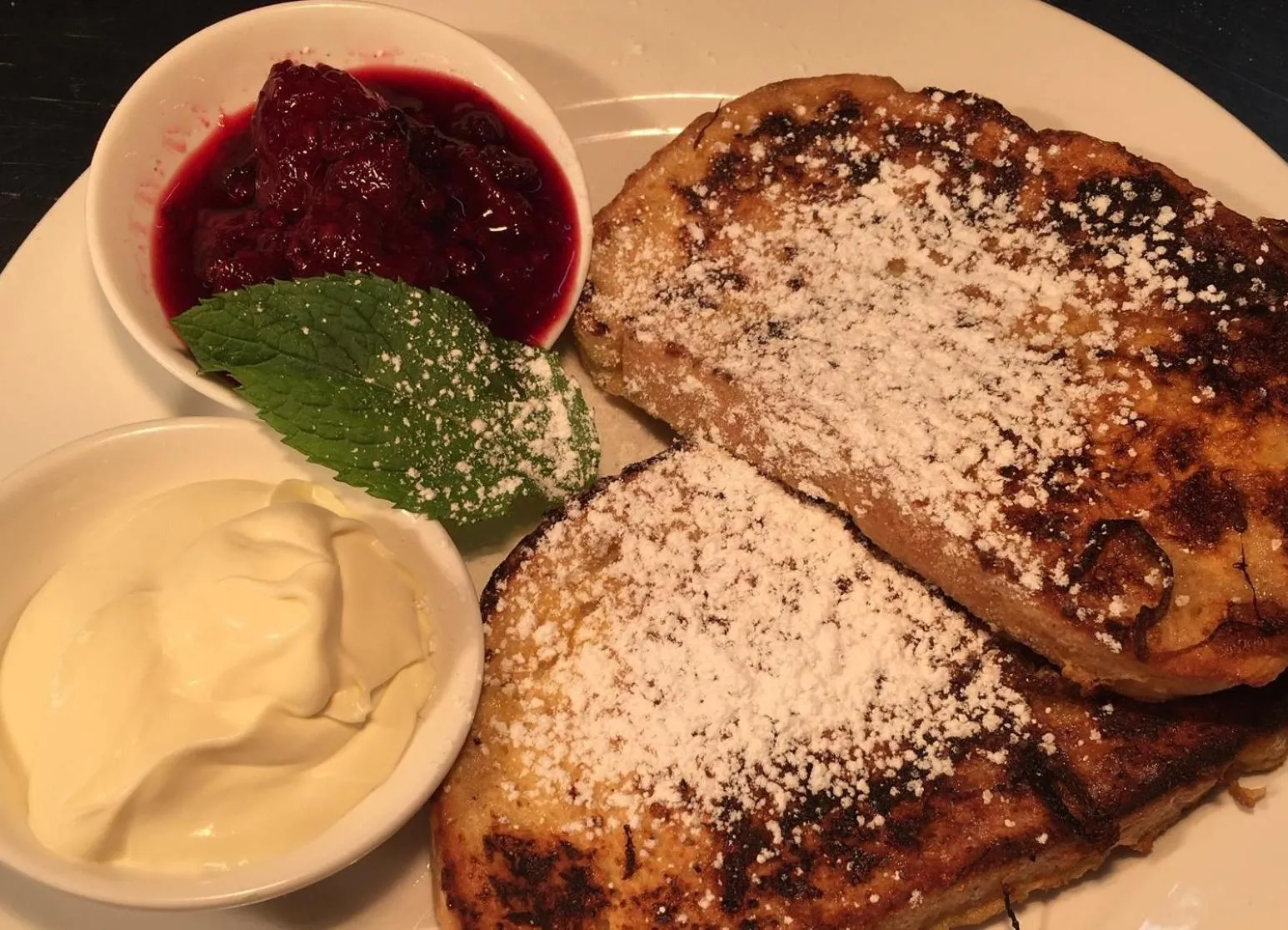 Breakfast in Magdala Motor Lodge & Lakeside Restaurant