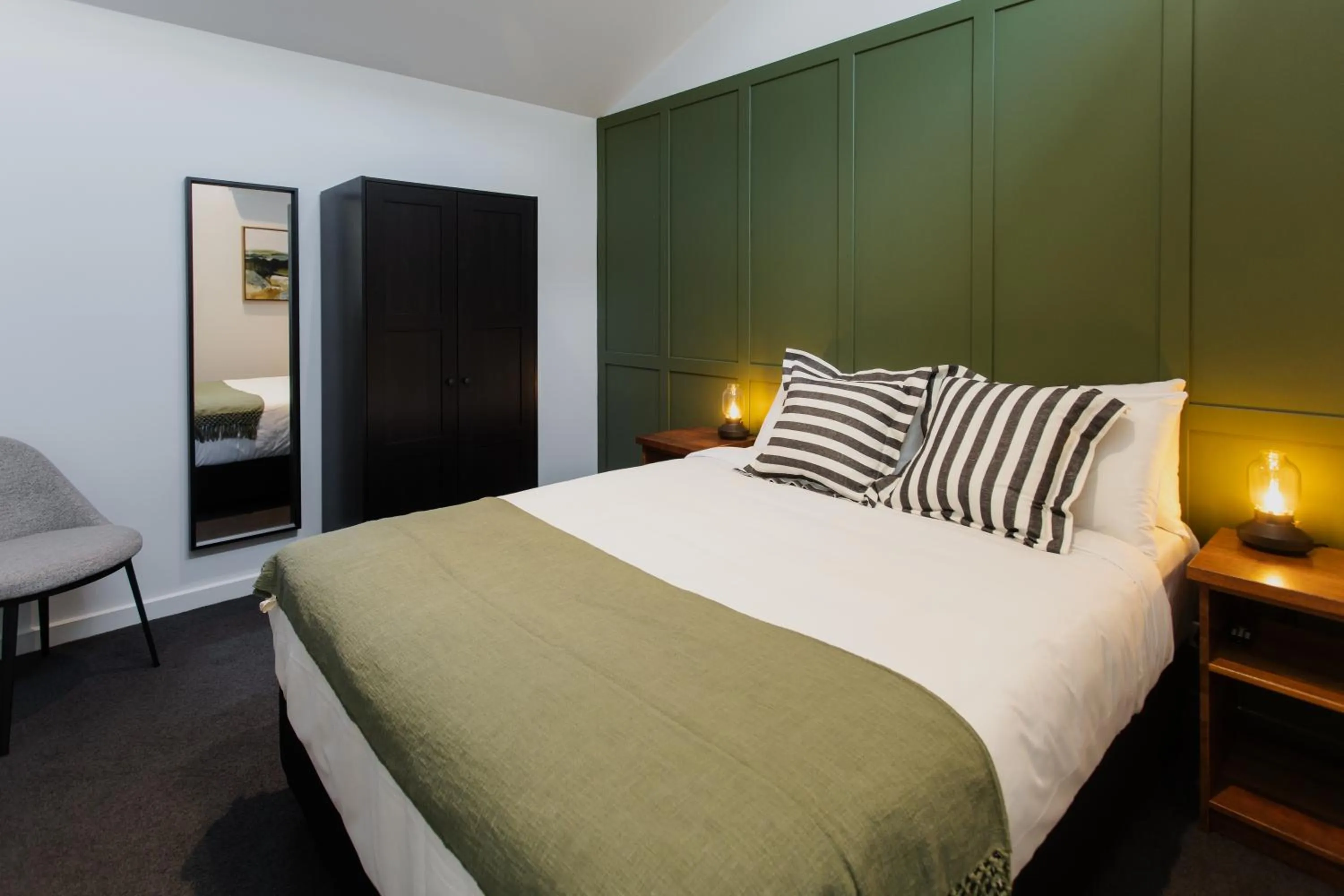 Bedroom, Bed in Yarra Valley Grand