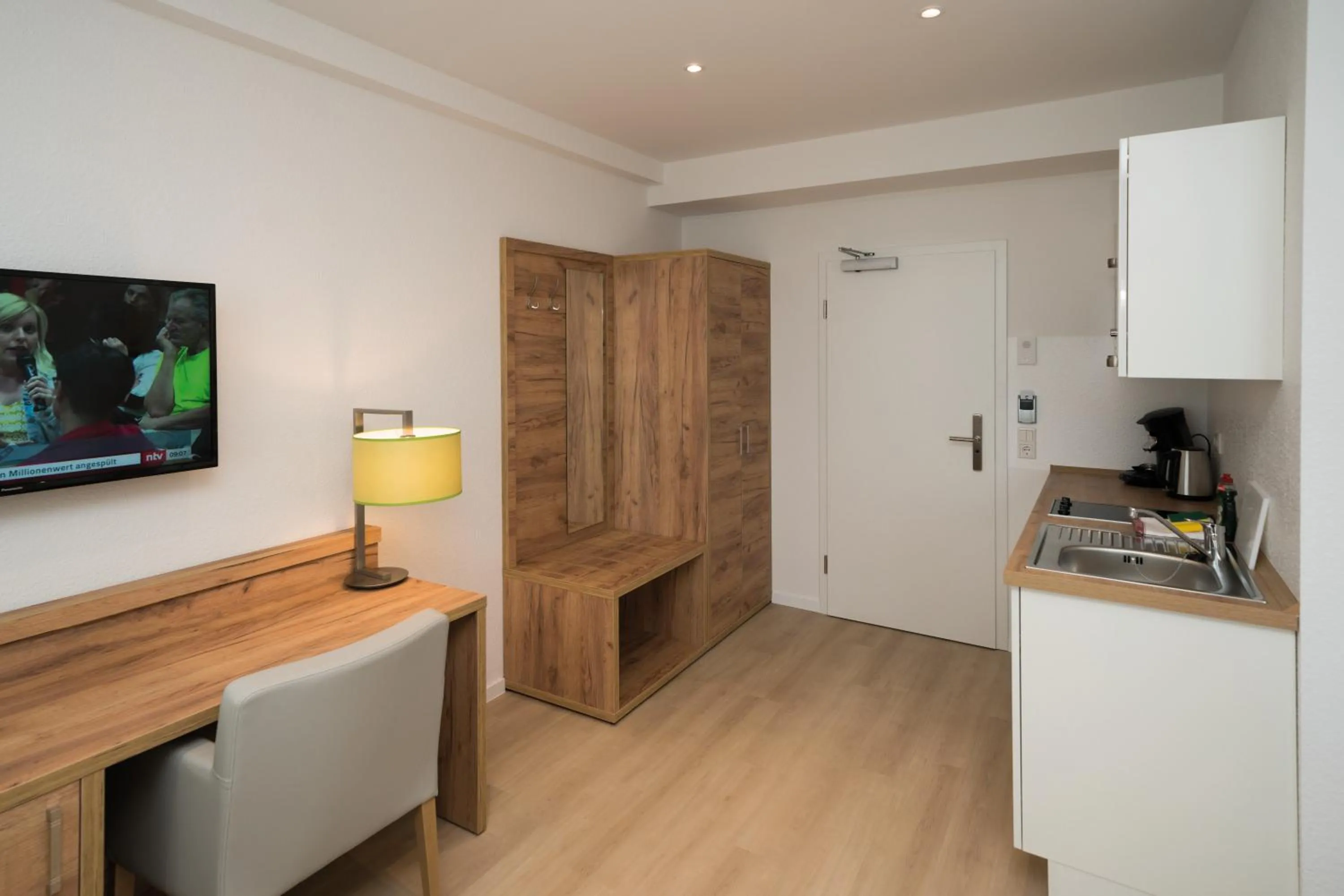 TV and multimedia in Apartment Düsseldorf Nord