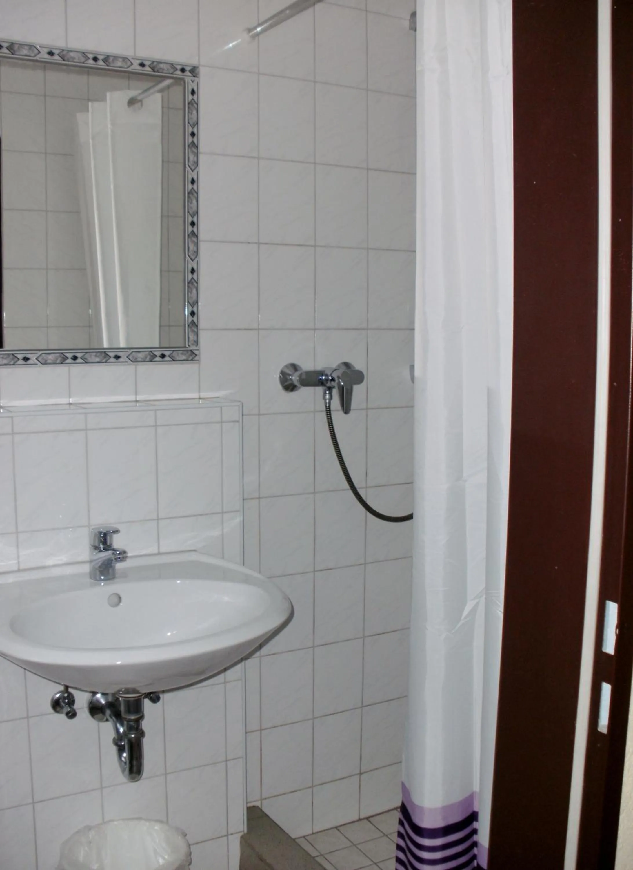 Shower in Gästehaus Ermen