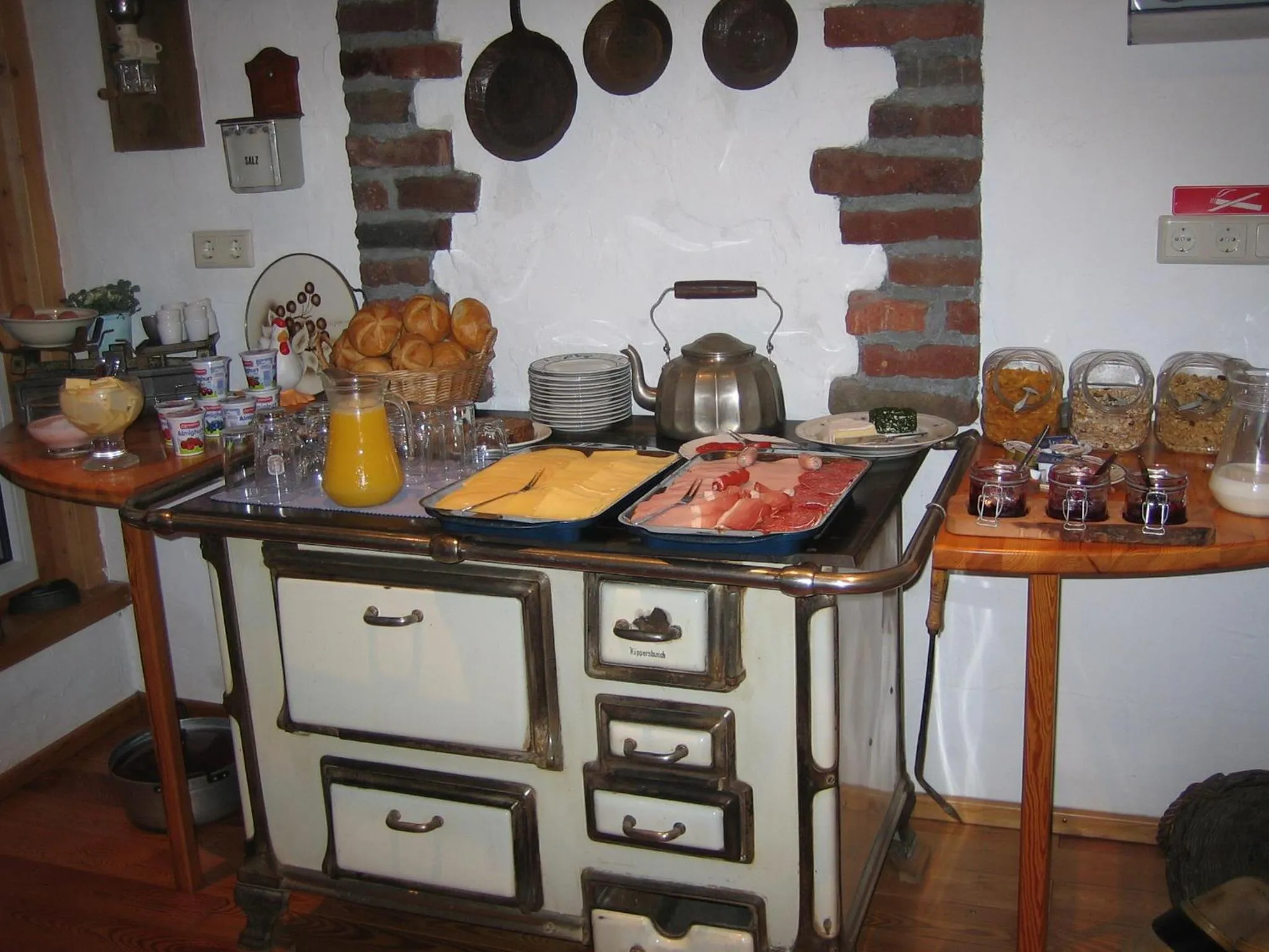 Food in Gästehaus Ermen