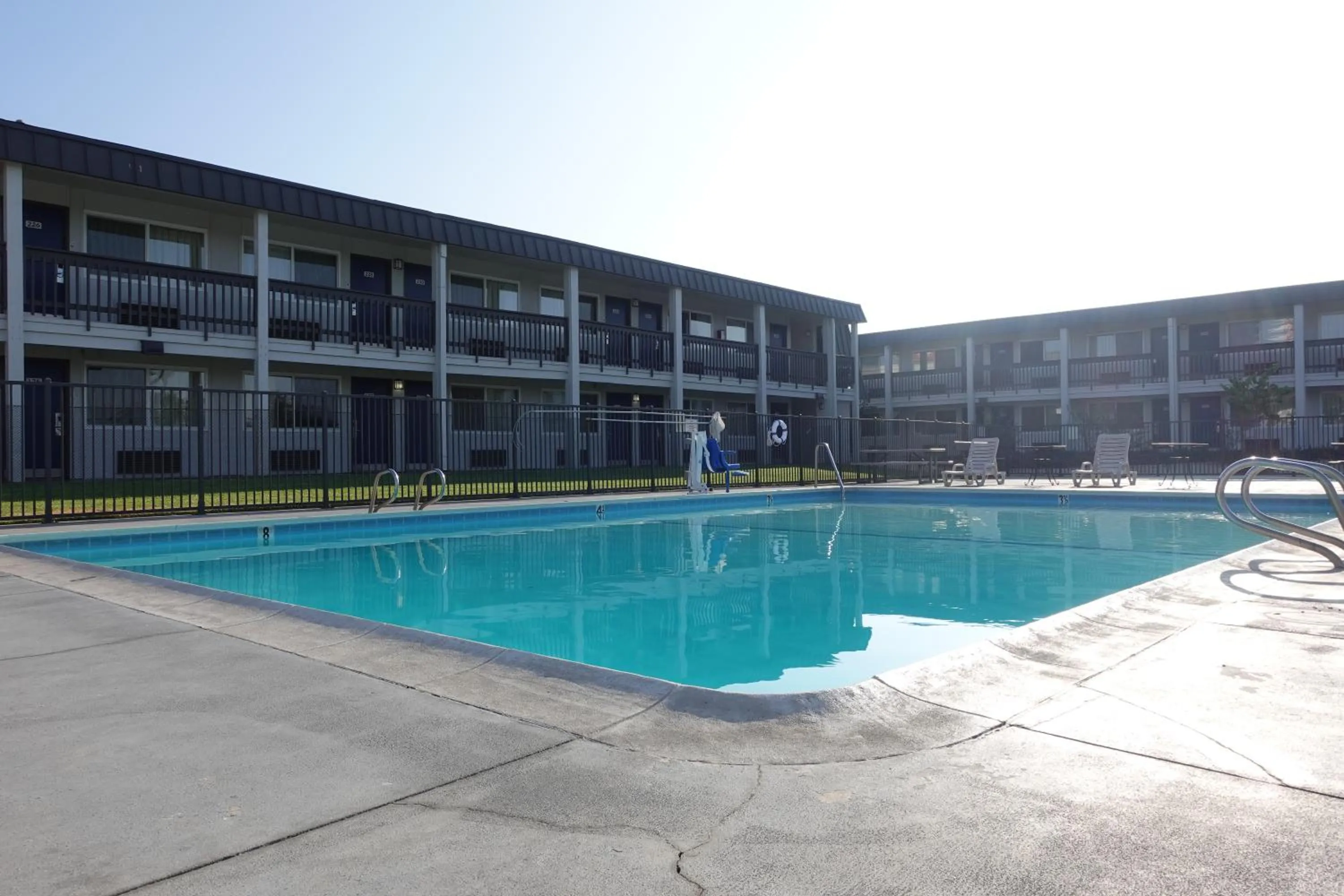 Swimming pool in Motel 6-Claremont, CA