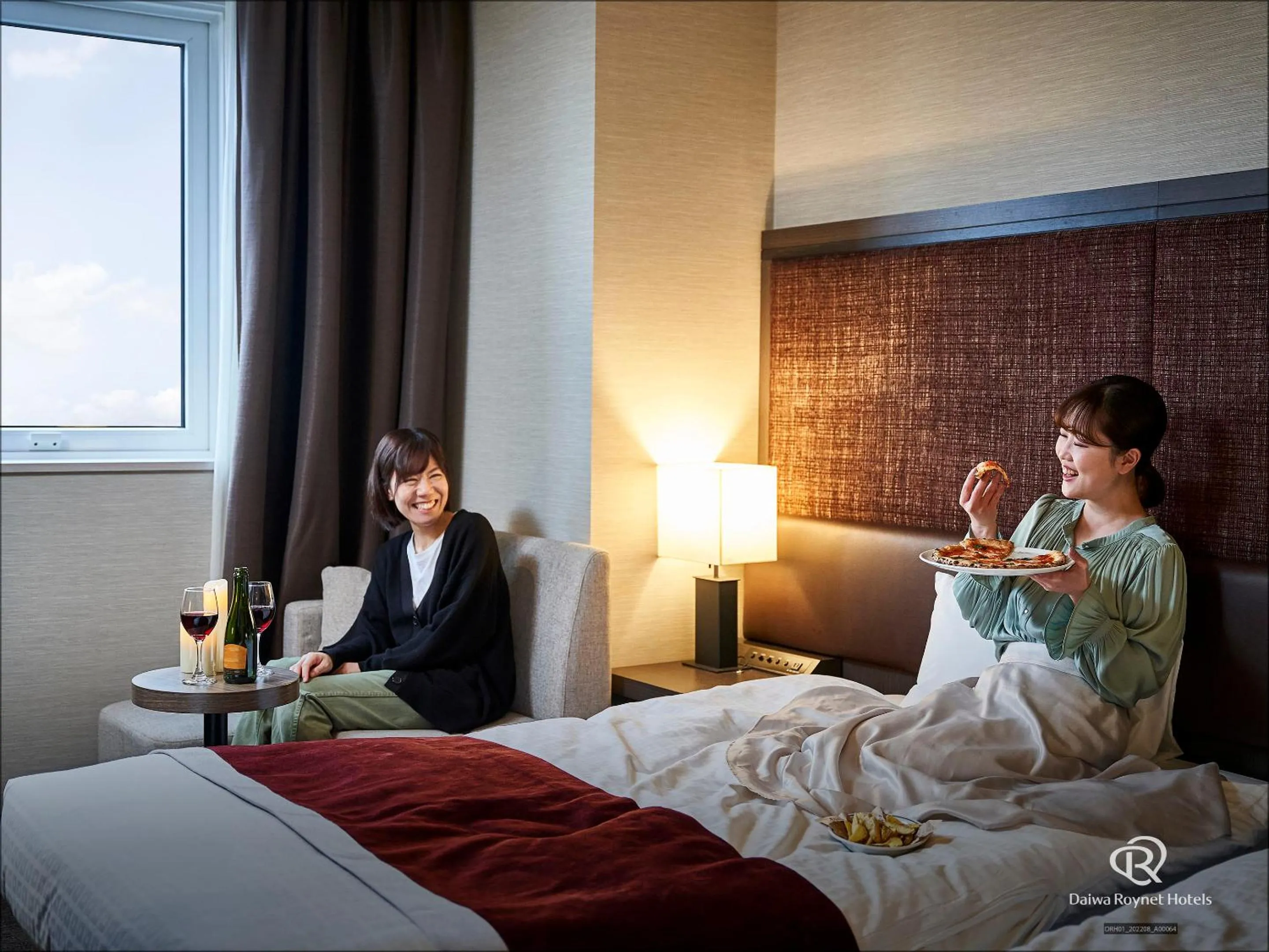 People, Bed in Daiwa Roynet Hotel Sapporo-Susukino