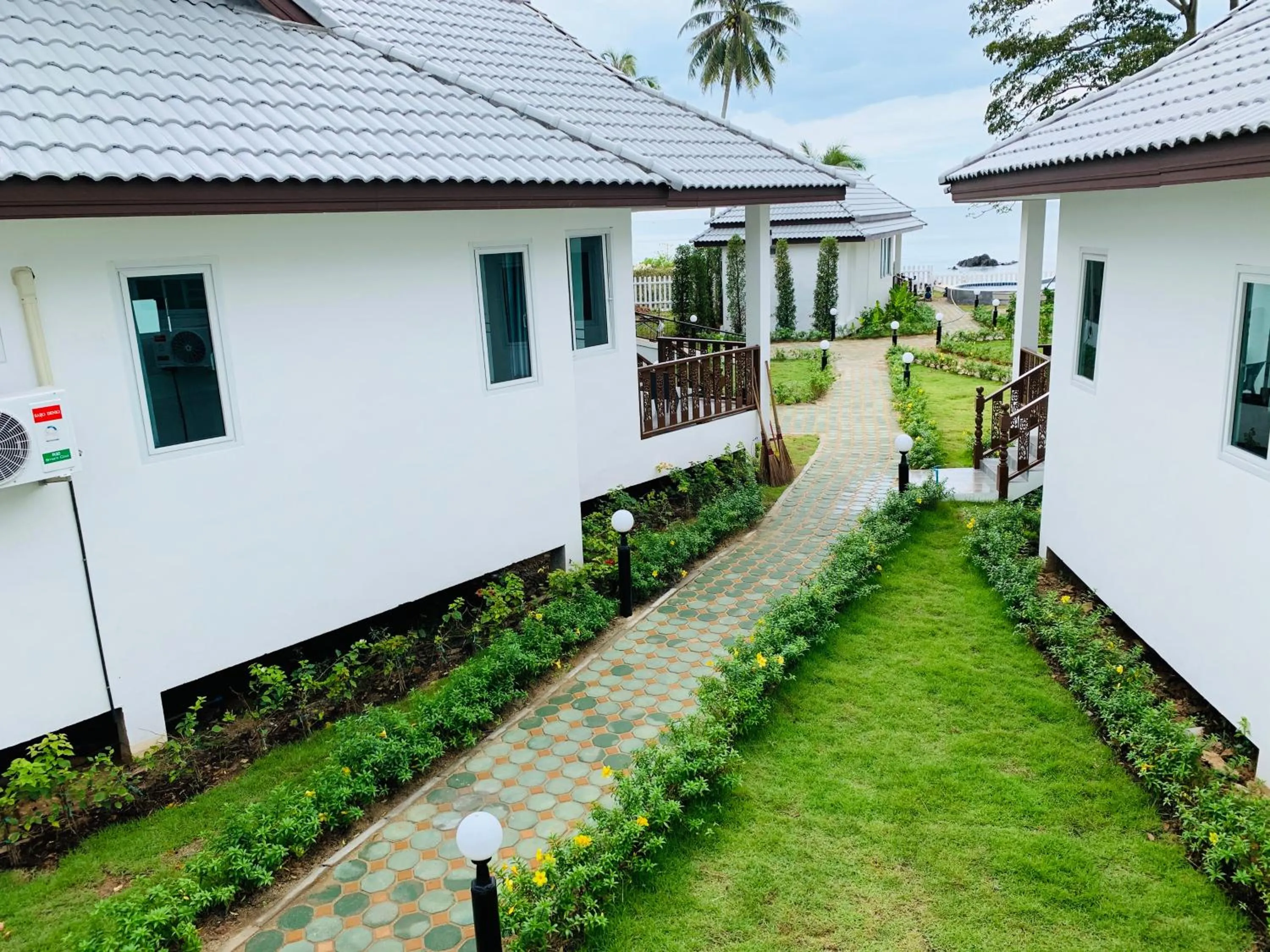 Property building in Horizon Beach Resort Koh Jum