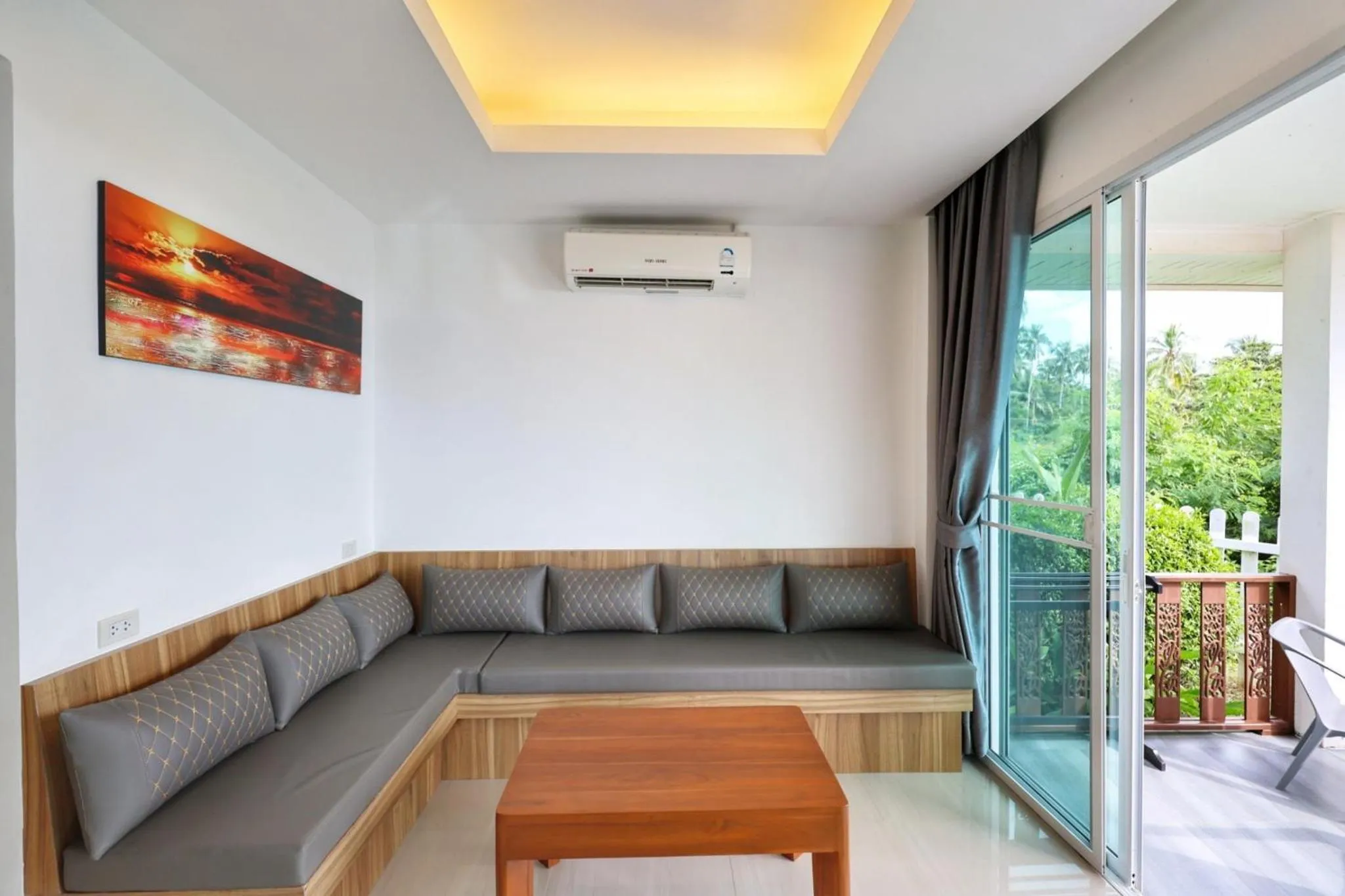 Living room in Horizon Beach Resort Koh Jum