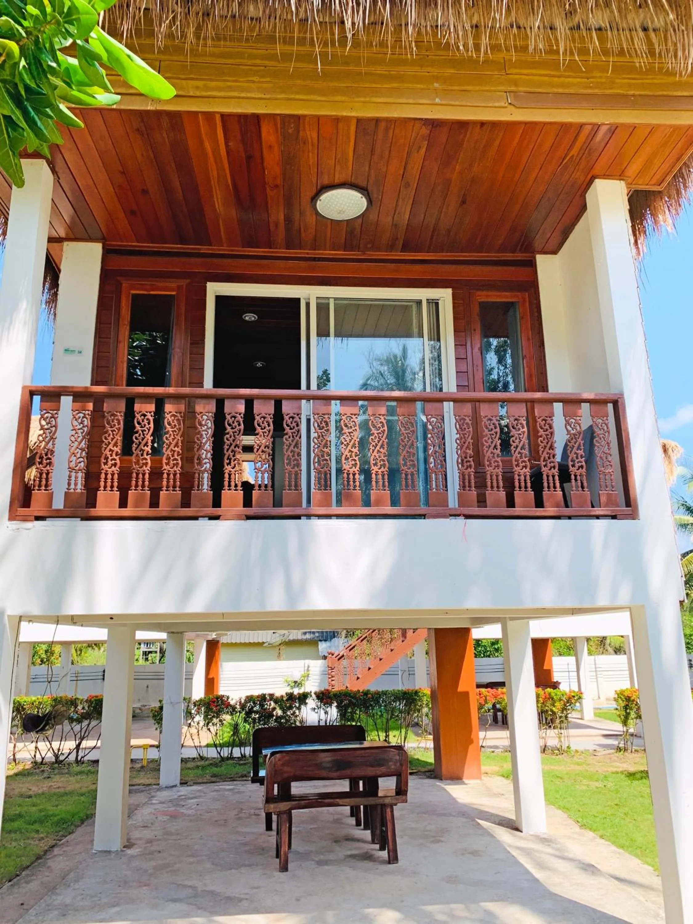 Property building in Horizon Beach Resort Koh Jum