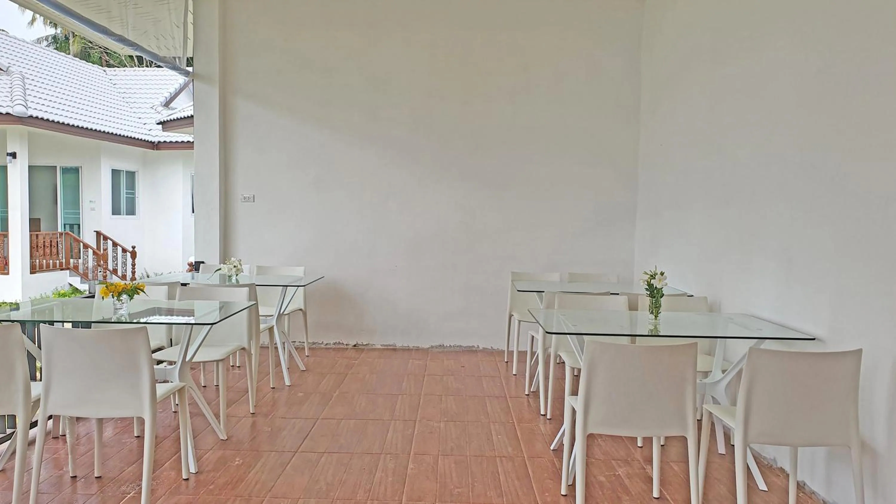 Restaurant/places to eat in Horizon Beach Resort Koh Jum