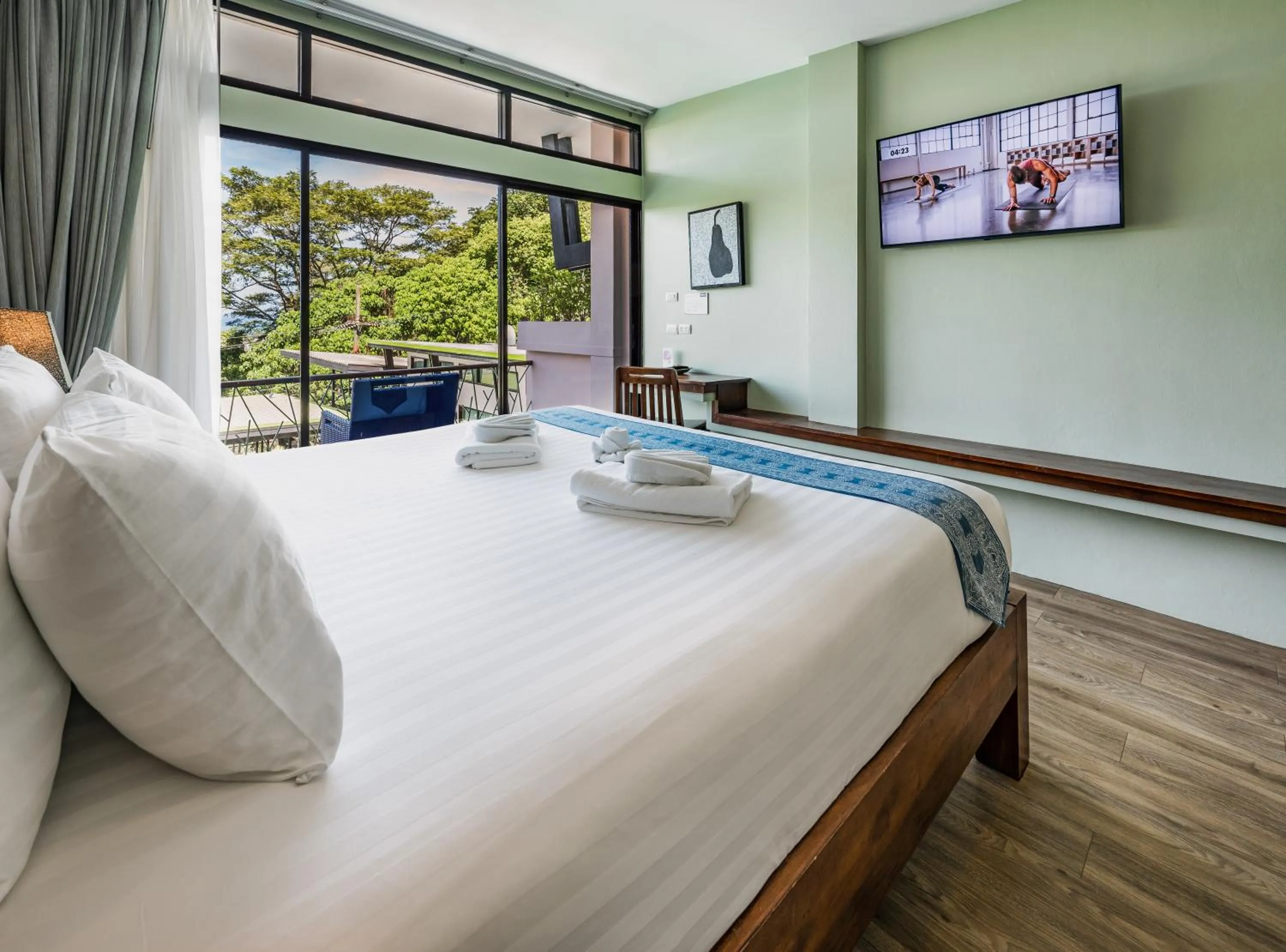 Bed in CC's Hideaway Kata - SHA Plus