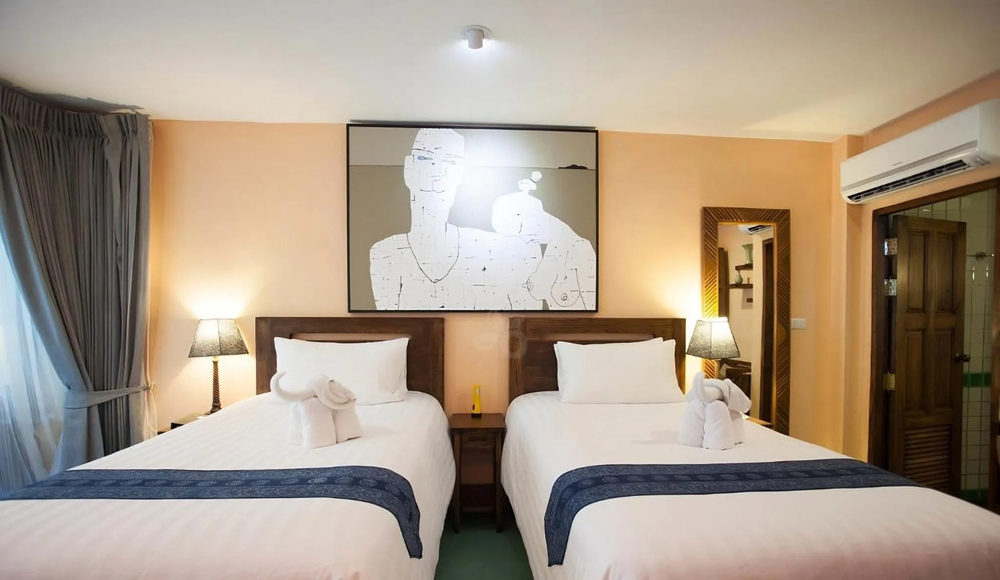 Bed in CC's Hideaway Kata - SHA Plus