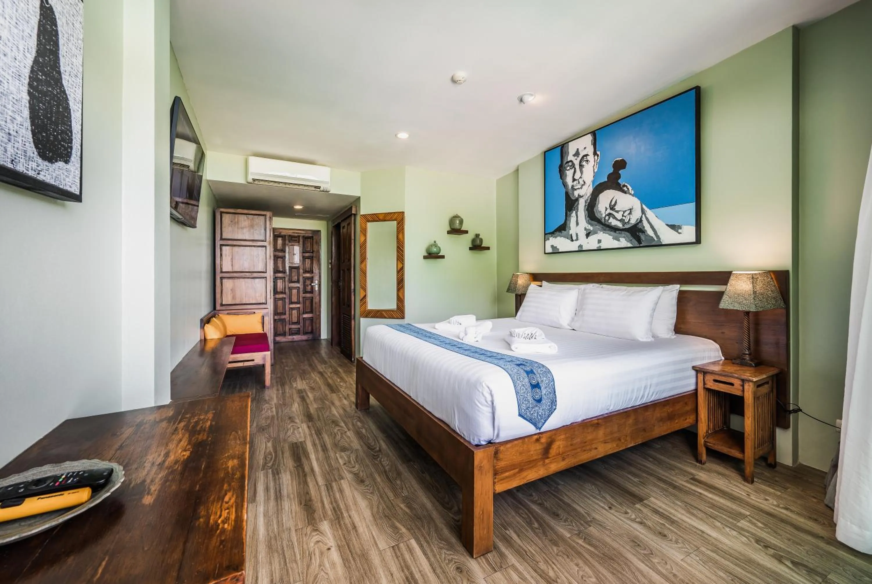 Bed in CC's Hideaway Kata - SHA Plus