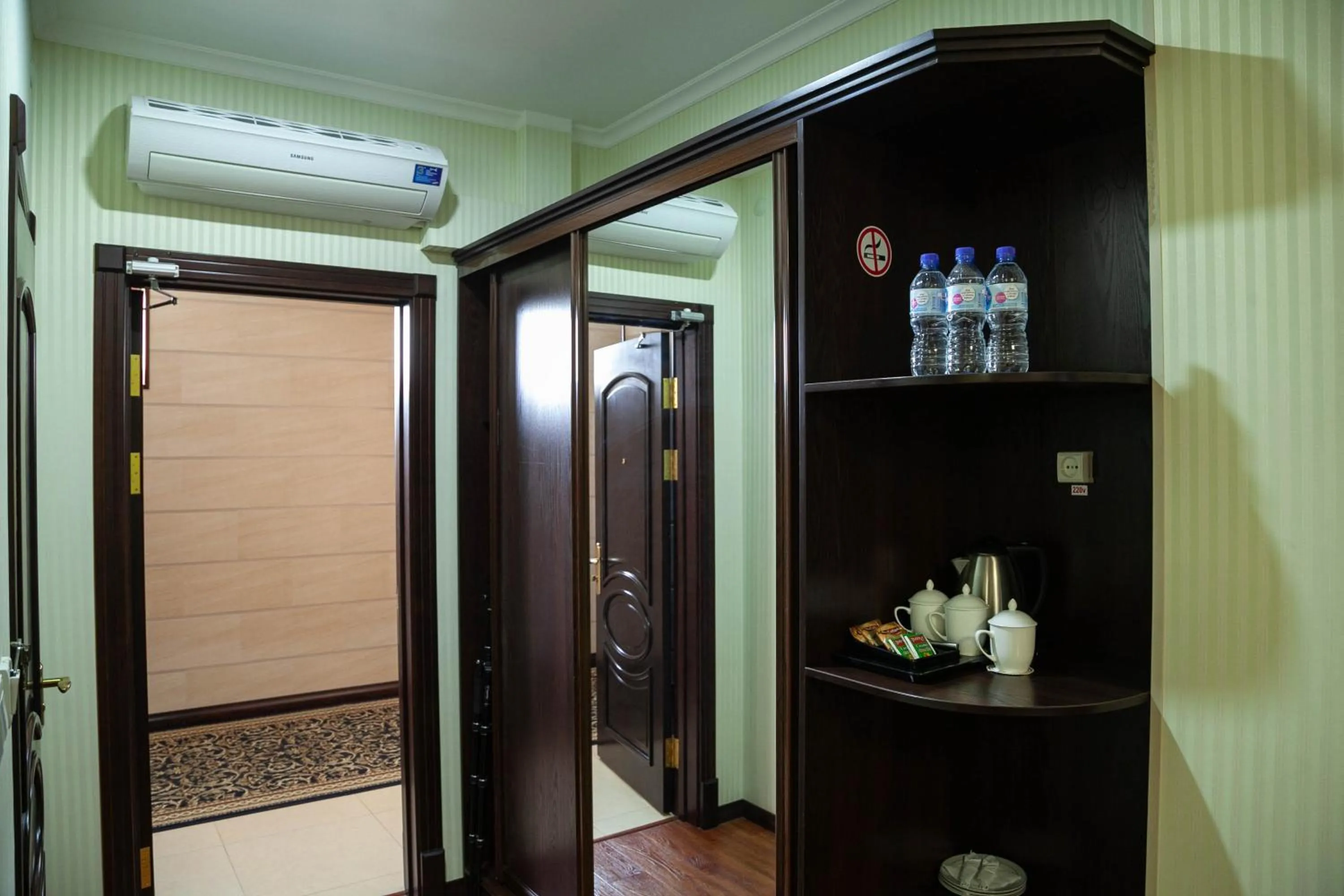 air conditioner in Zargaron Plaza