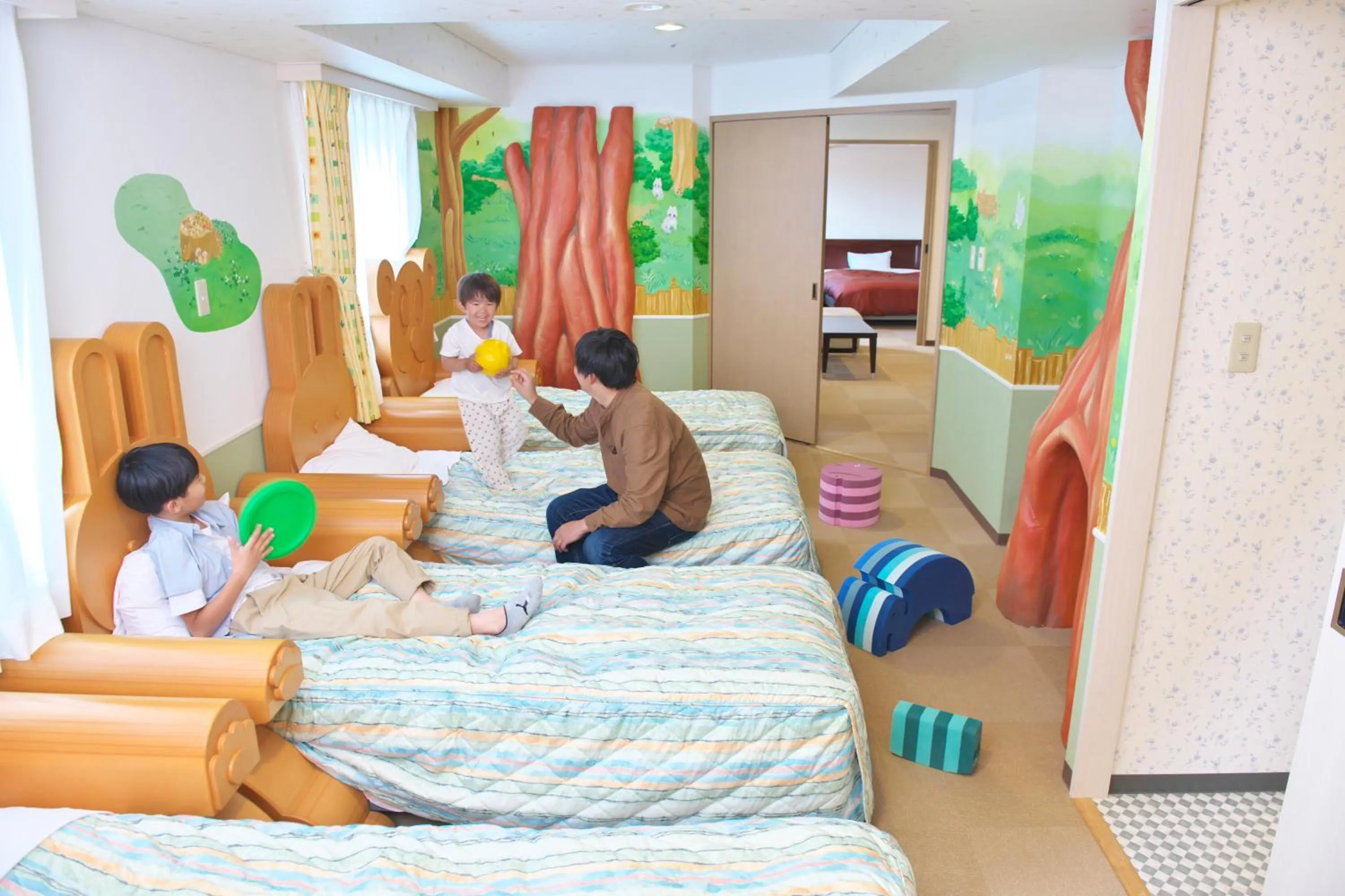 Bedroom, Bed in Chitose Station Hotel