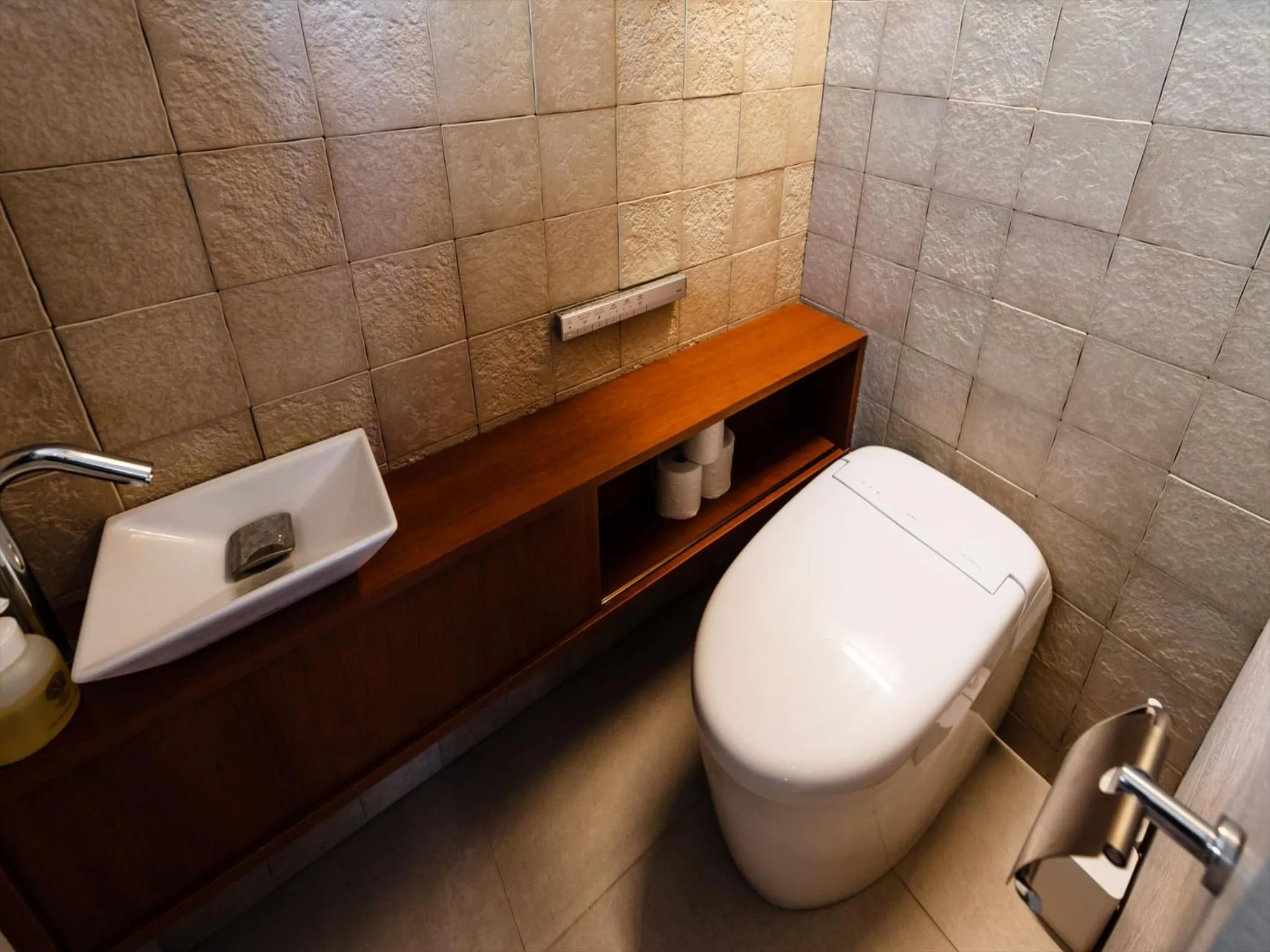 Toilet in Condominium NOOSA