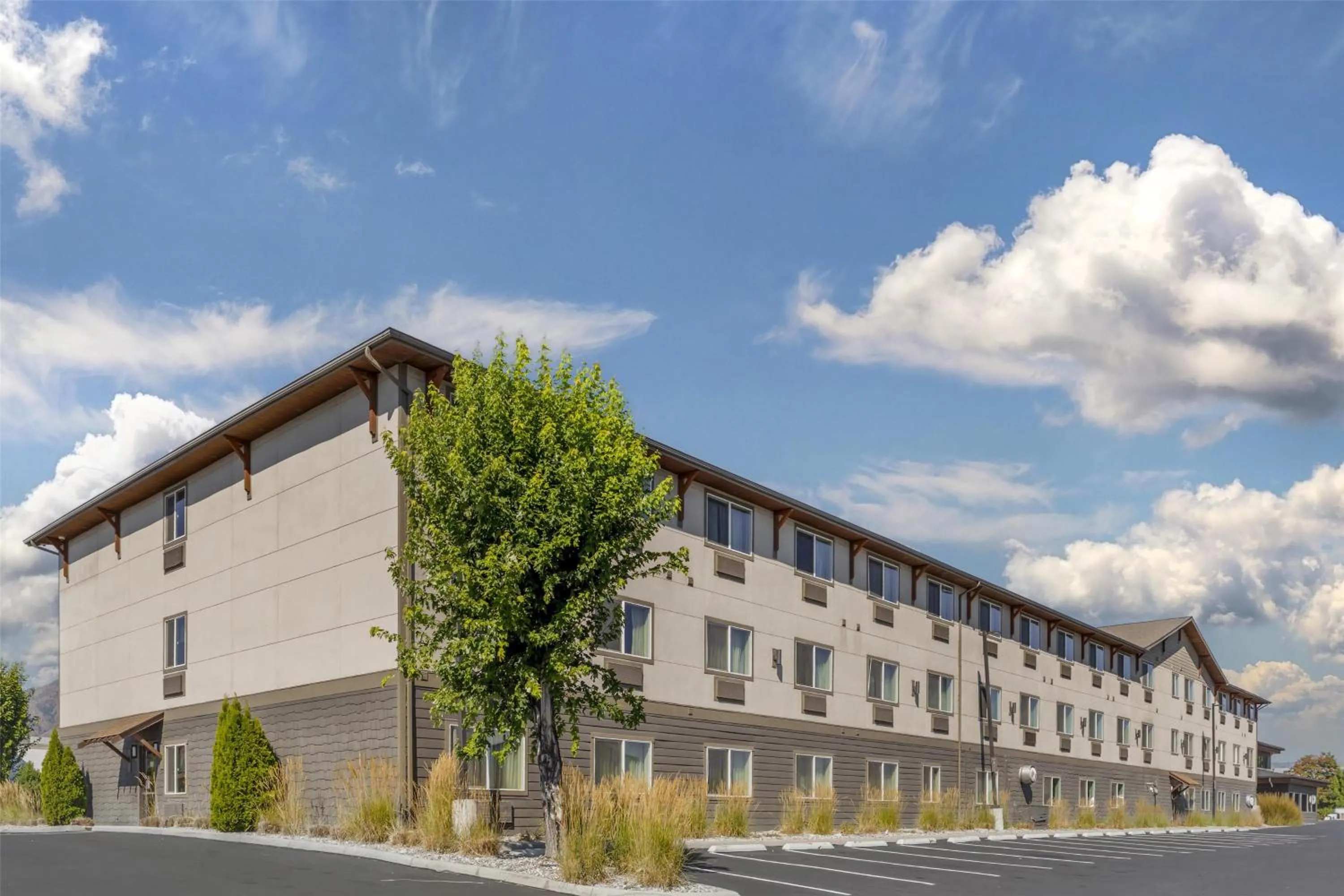 Property building in Best Western Plus Wenatchee Downtown Hotel