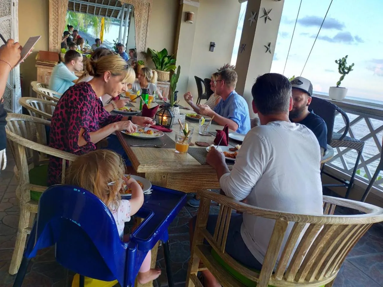 Restaurant/places to eat in Tauch Terminal Resort Tulamben & Spa