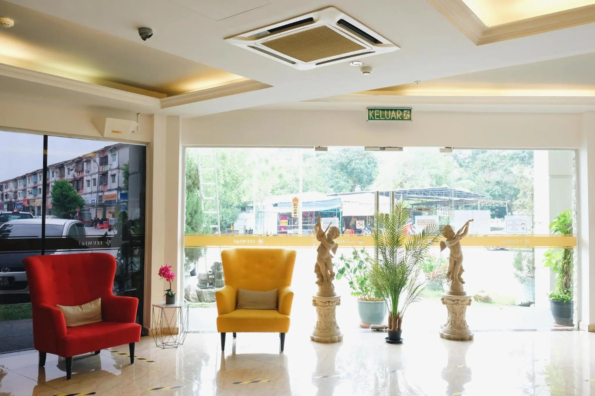 Facade/entrance in Era Plus Hotel