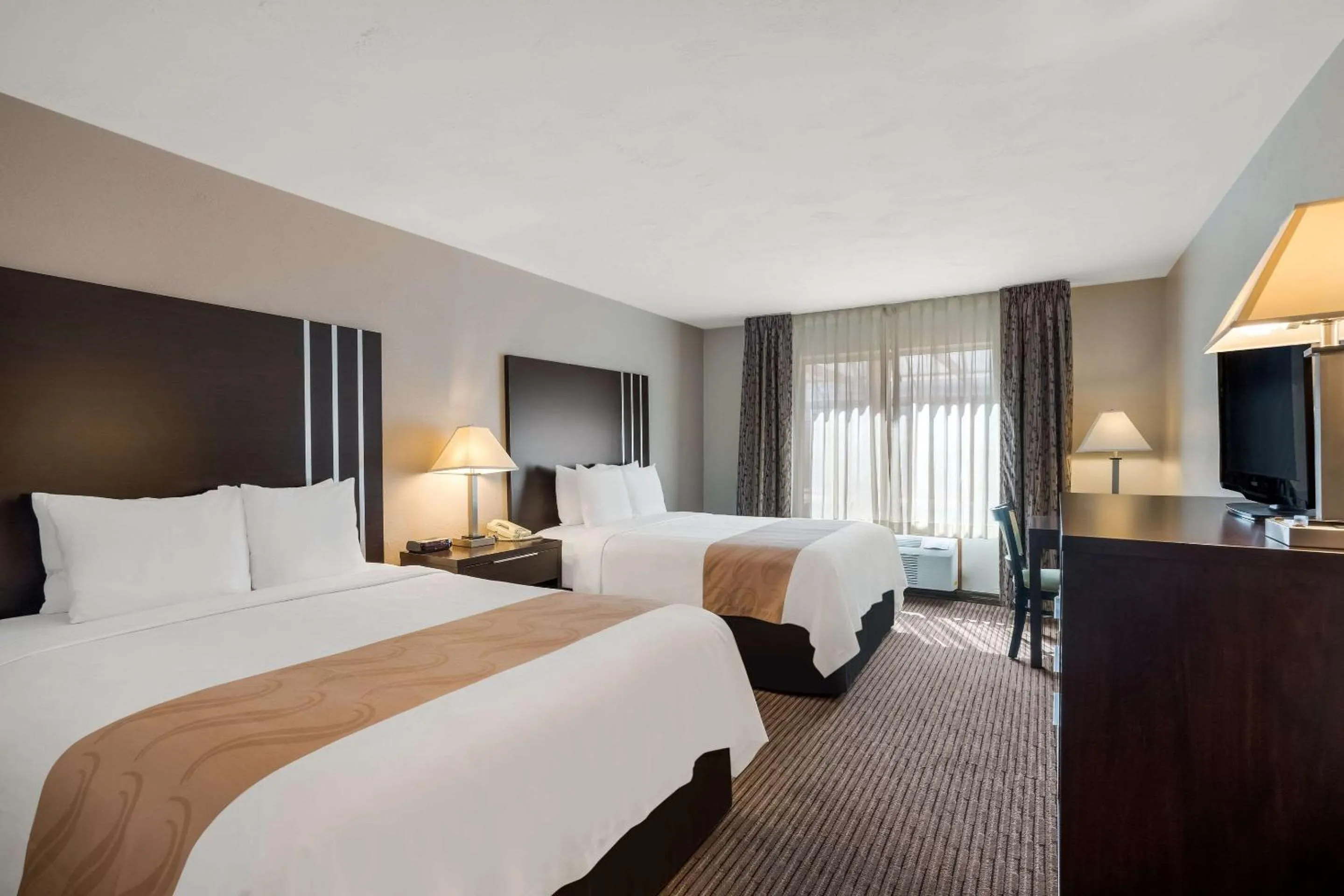 Bedroom, Bed in Quality Inn Richfield I-70