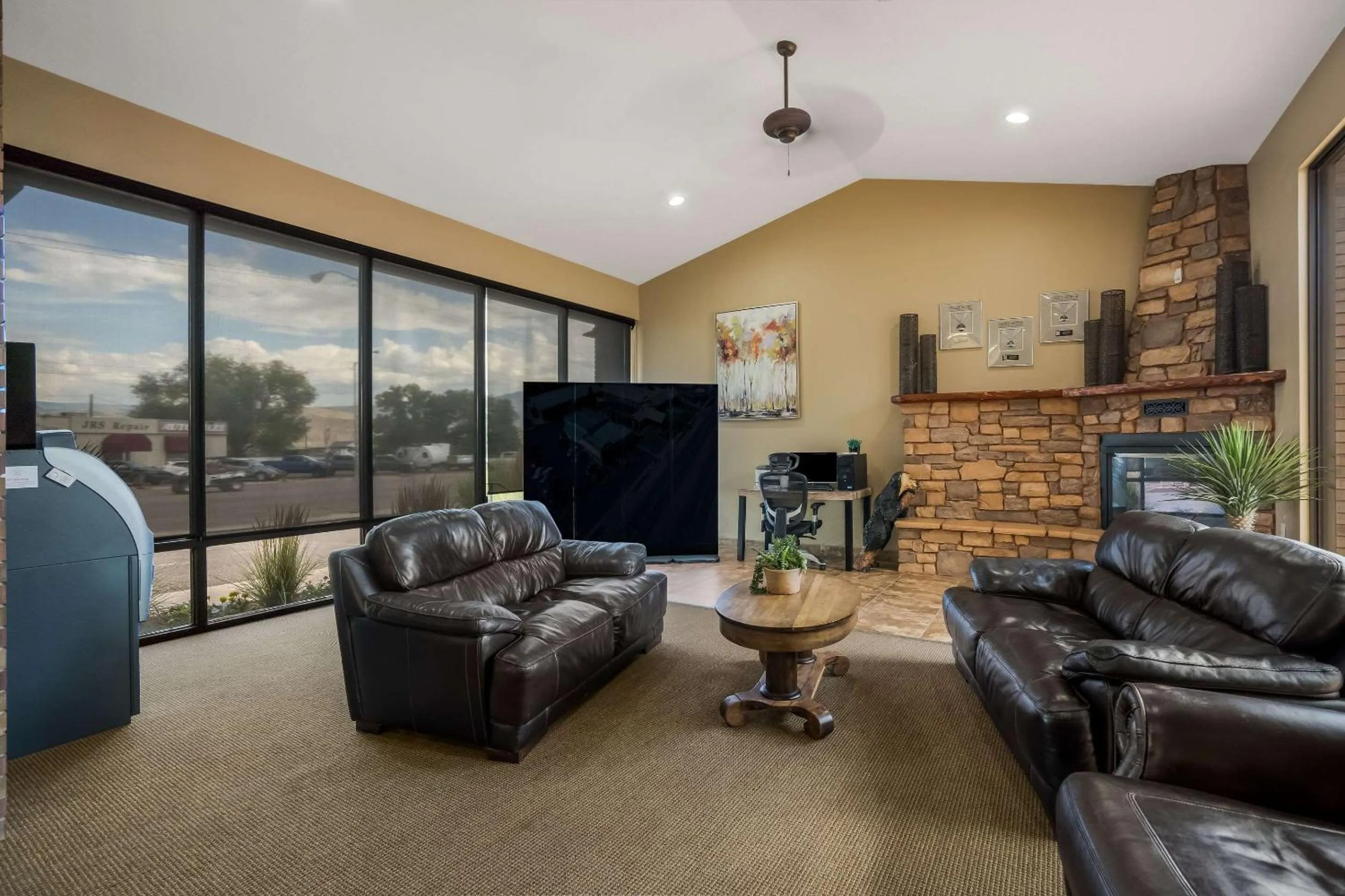 Lobby or reception in Quality Inn Richfield I-70