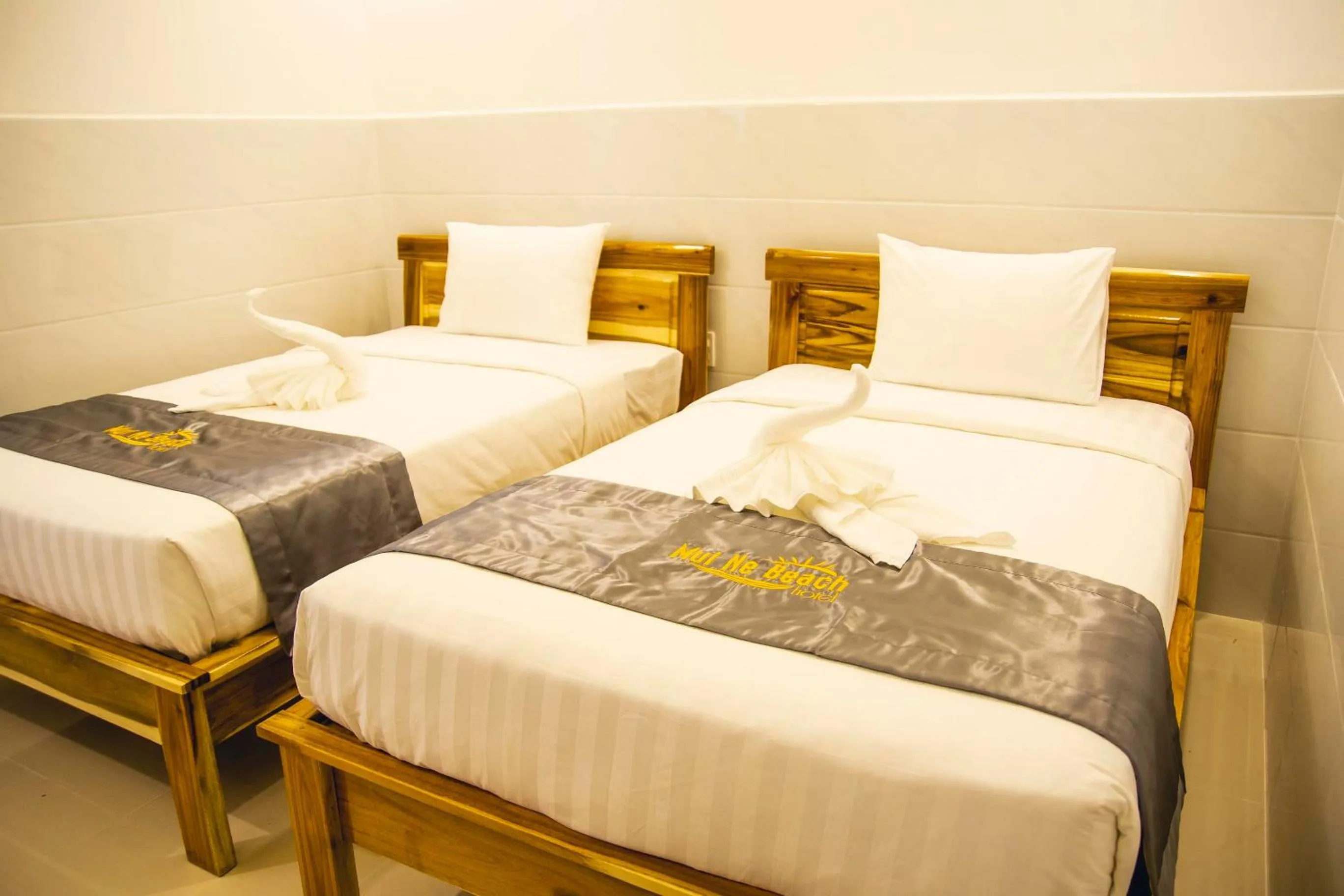 Bed in Mui Ne Beach Hotel
