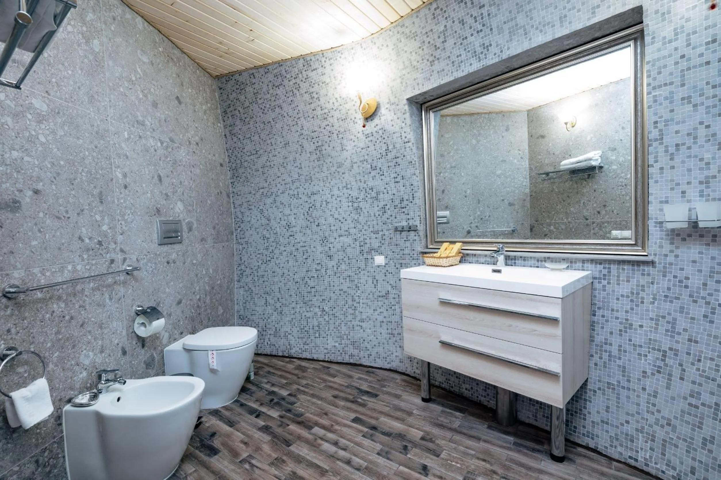 Bathroom in Chateau Purcari