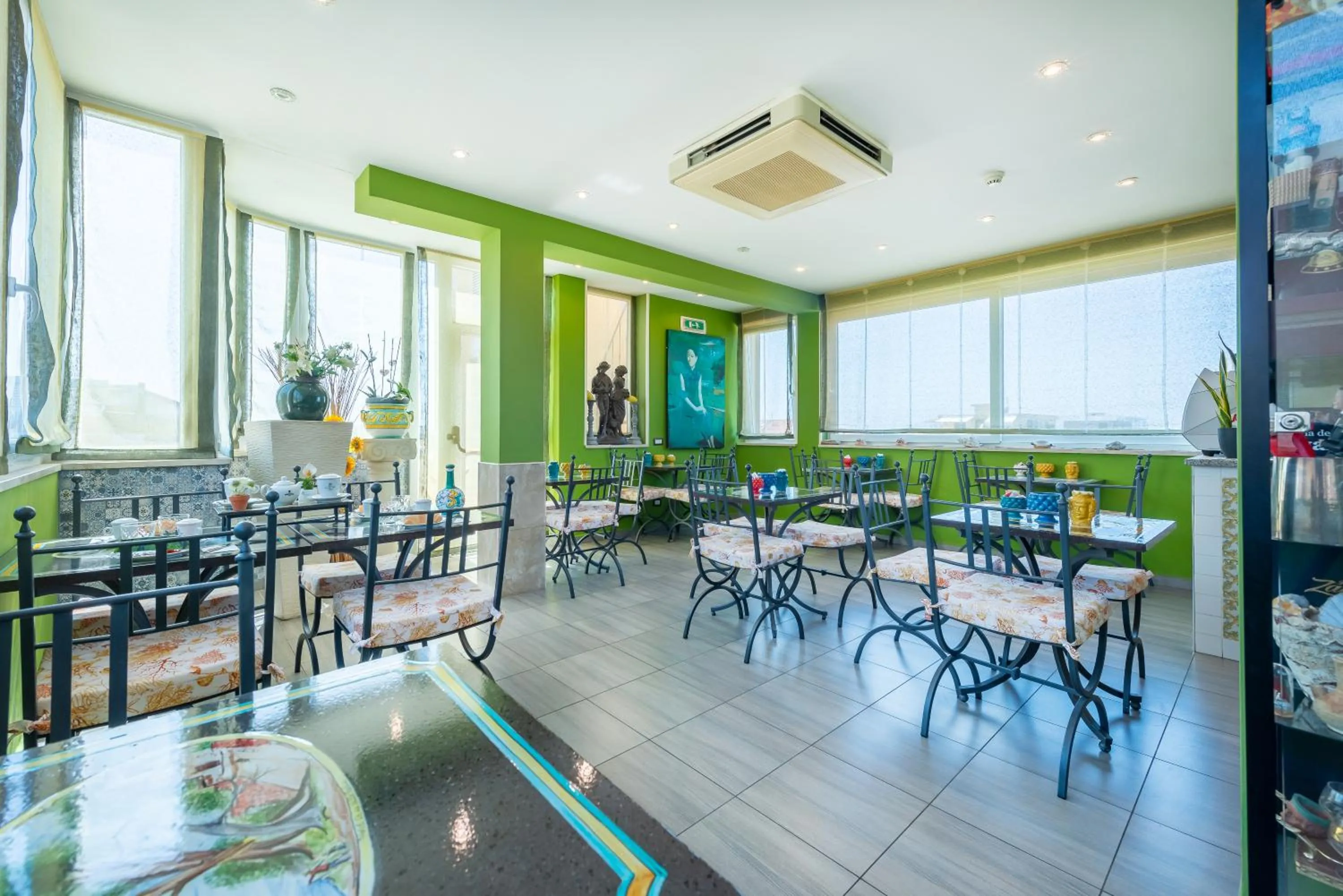 Hotel De La Ville Relais