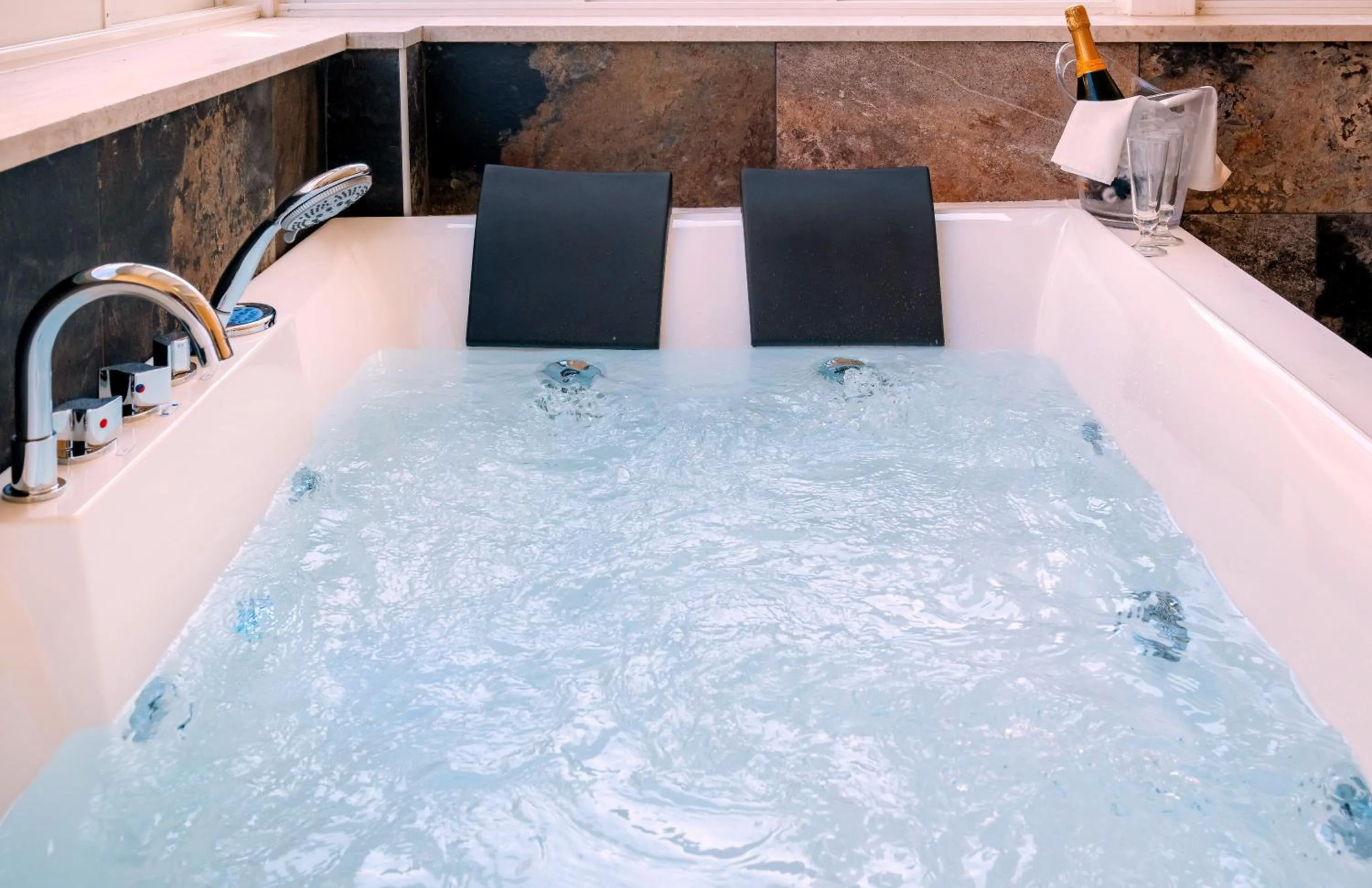 Hotel De La Ville Relais