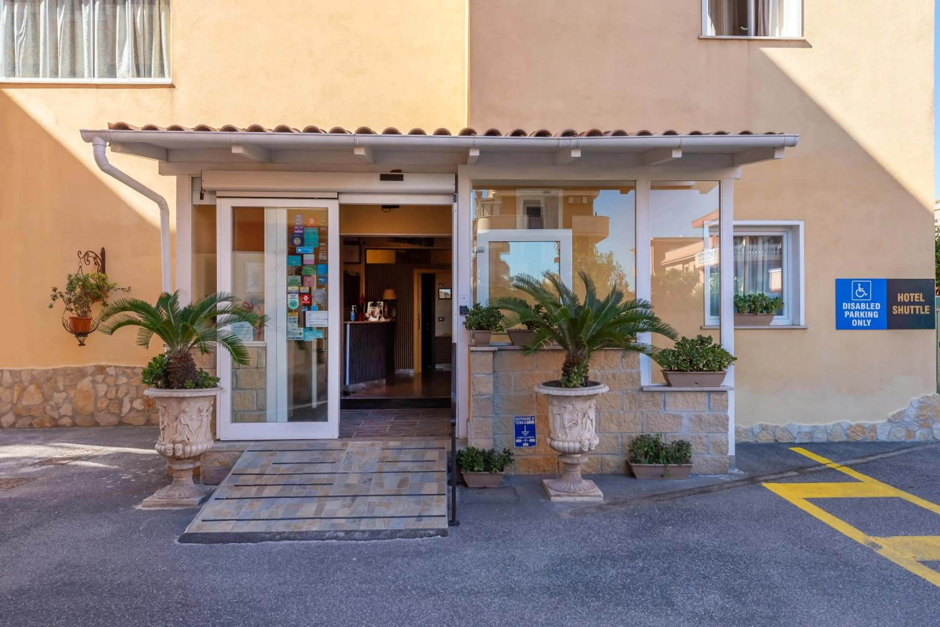 Hotel De La Ville Relais